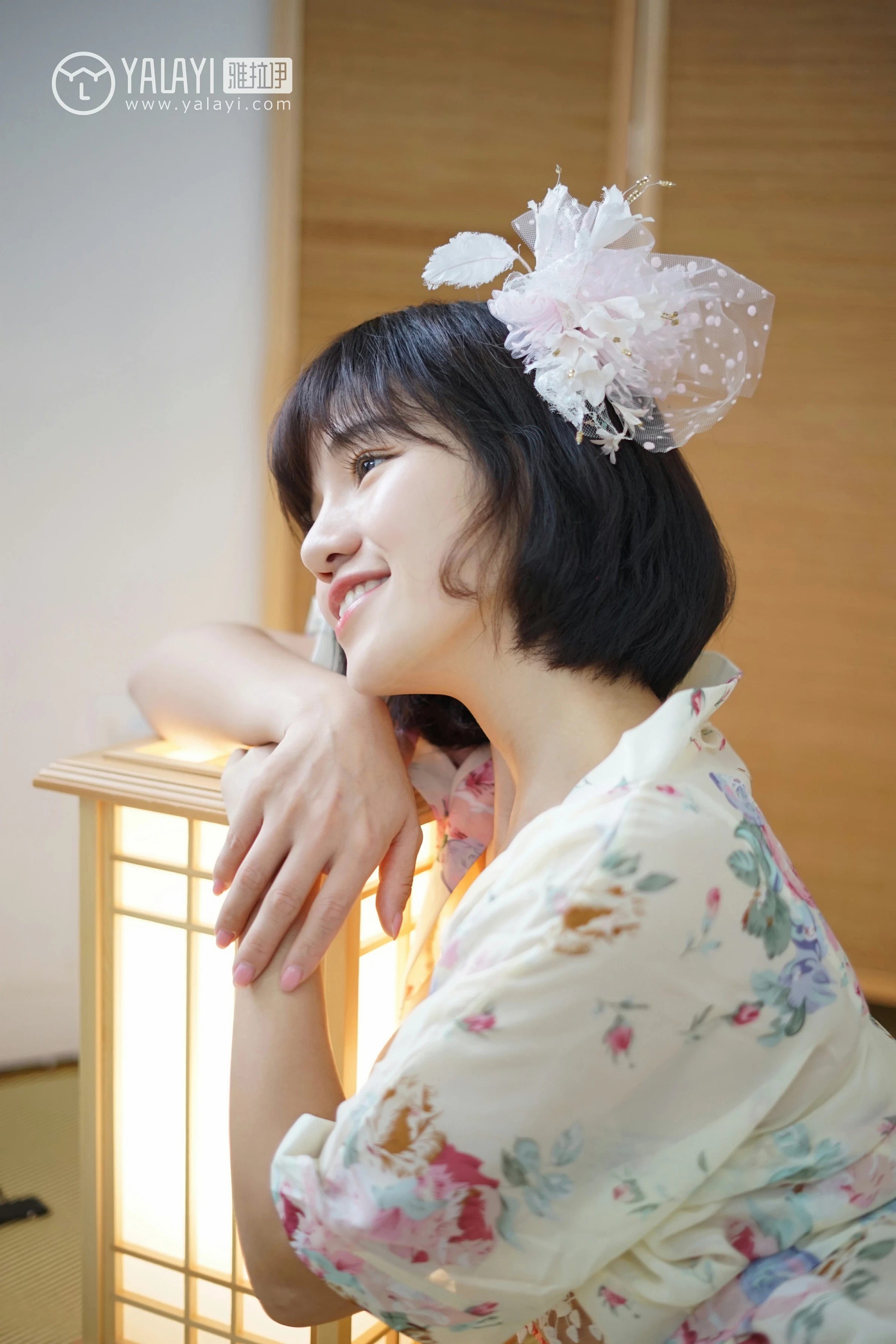 [YALAYI雅拉伊]NO.032 和服女优 多香子 红色和服与米色睡衣加白色蕾丝内衣性感私房写真集第8张