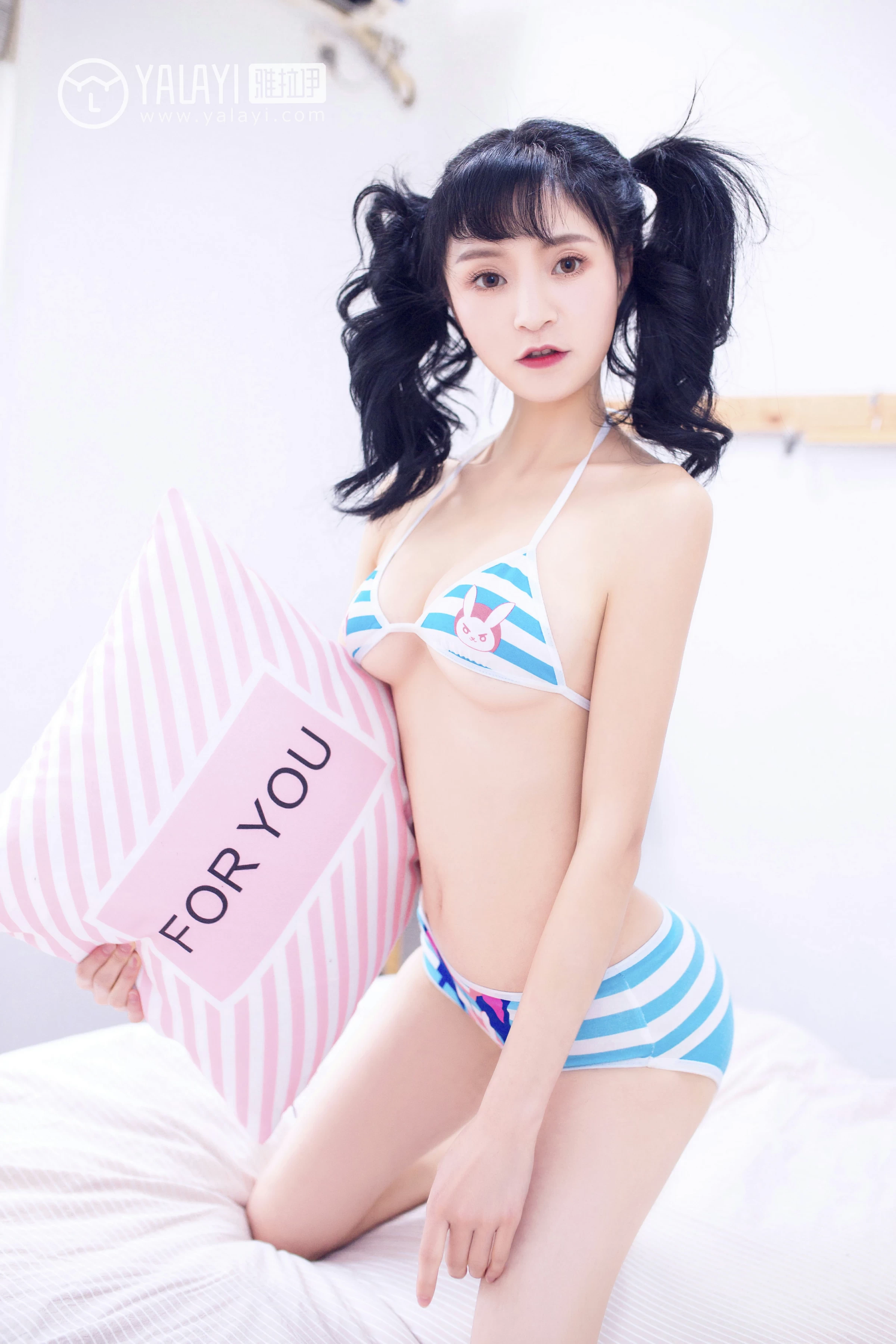[YALAYI雅拉伊]NO.060 童话故事 蘑菇DVA 情趣比基尼泳装性感私房写真集第1张
