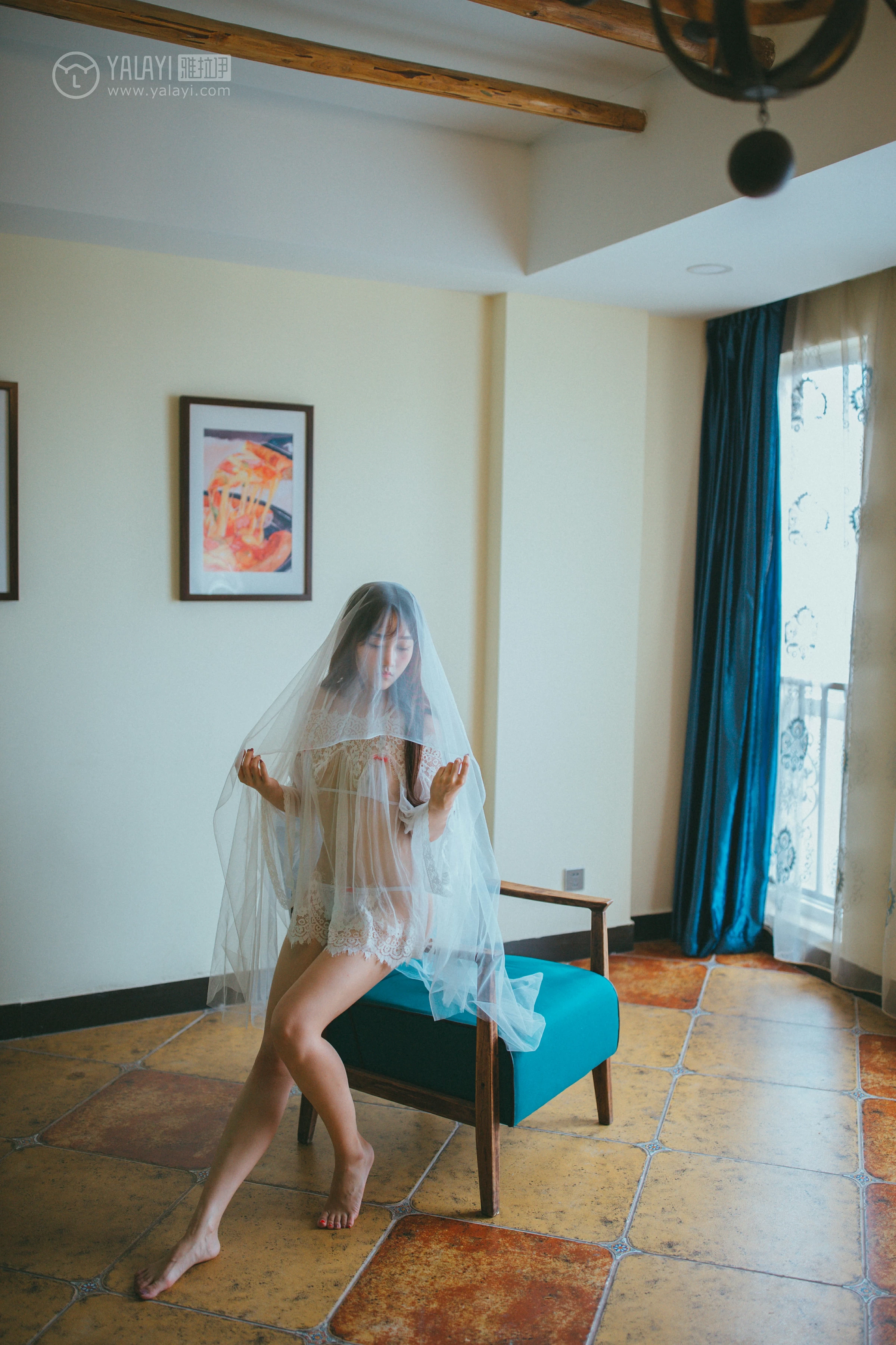 [YALAYI雅拉伊]NO.093 蓝色恋人 伊伊小仙女 白色透视睡衣加蕾丝情趣内衣性感私房写真集第3张