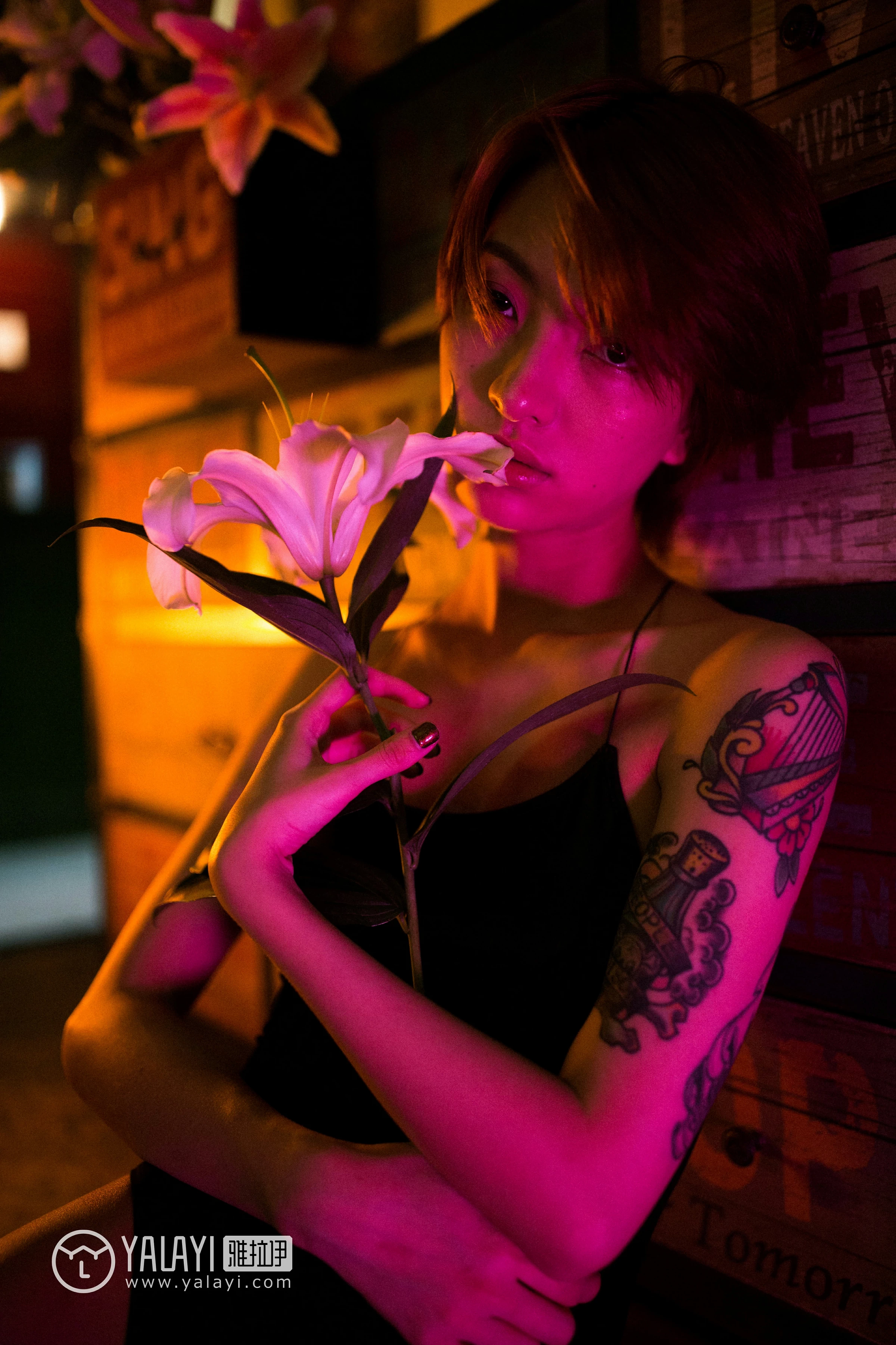 [YALAYI雅拉伊]NO.085 光 李木木 黑色连体比基尼泳装湿身诱惑性感私房写真集第4张