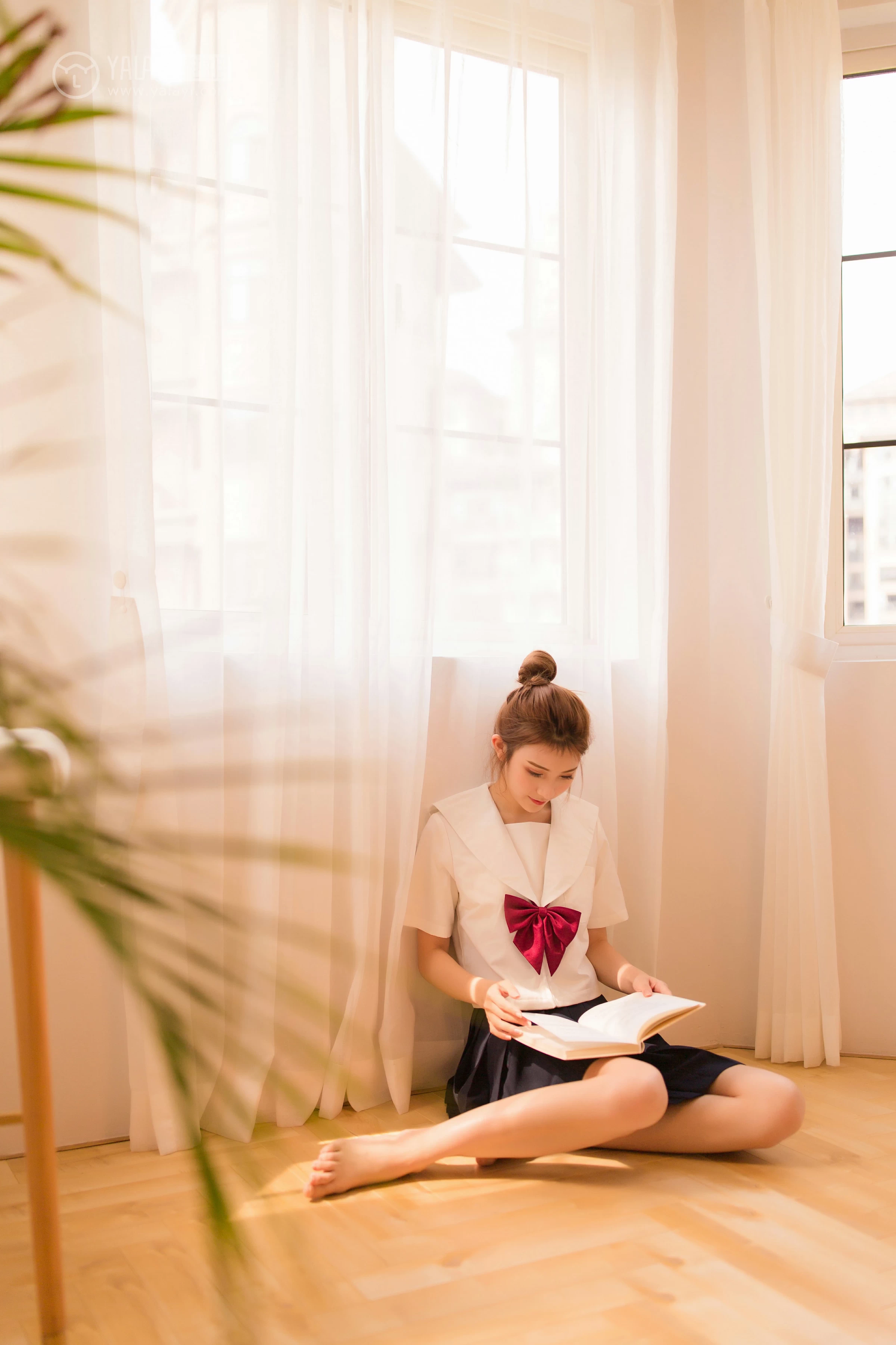 [YALAYI雅拉伊]NO.115 念念不忘 丸糯糯 高中女生制服与黑色短裙清纯私房写真集第4张