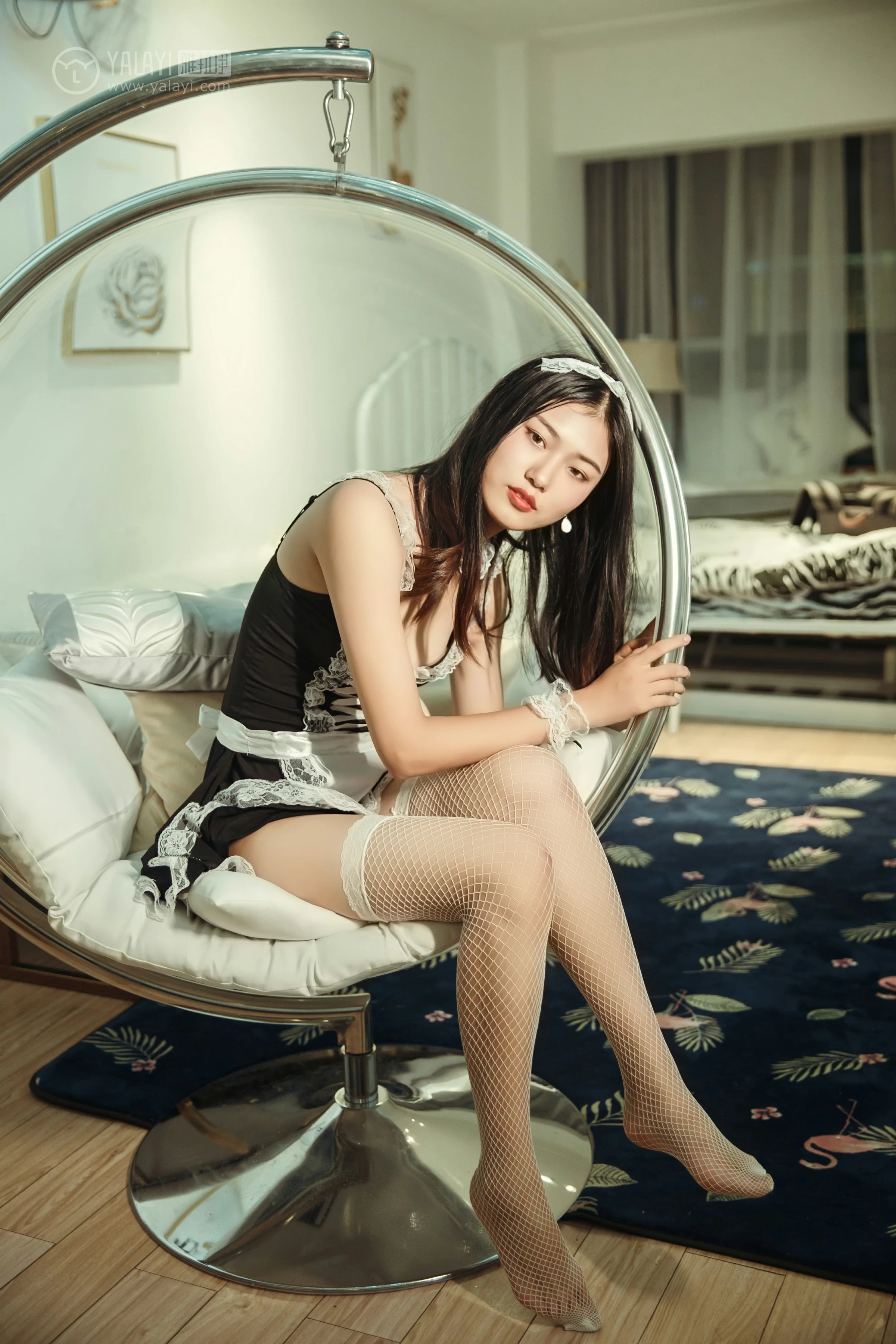 [YALAYI雅拉伊]NO.125 兔儿御姐 和风 性感女仆制服加白色情趣渔网袜私房写真集第9张