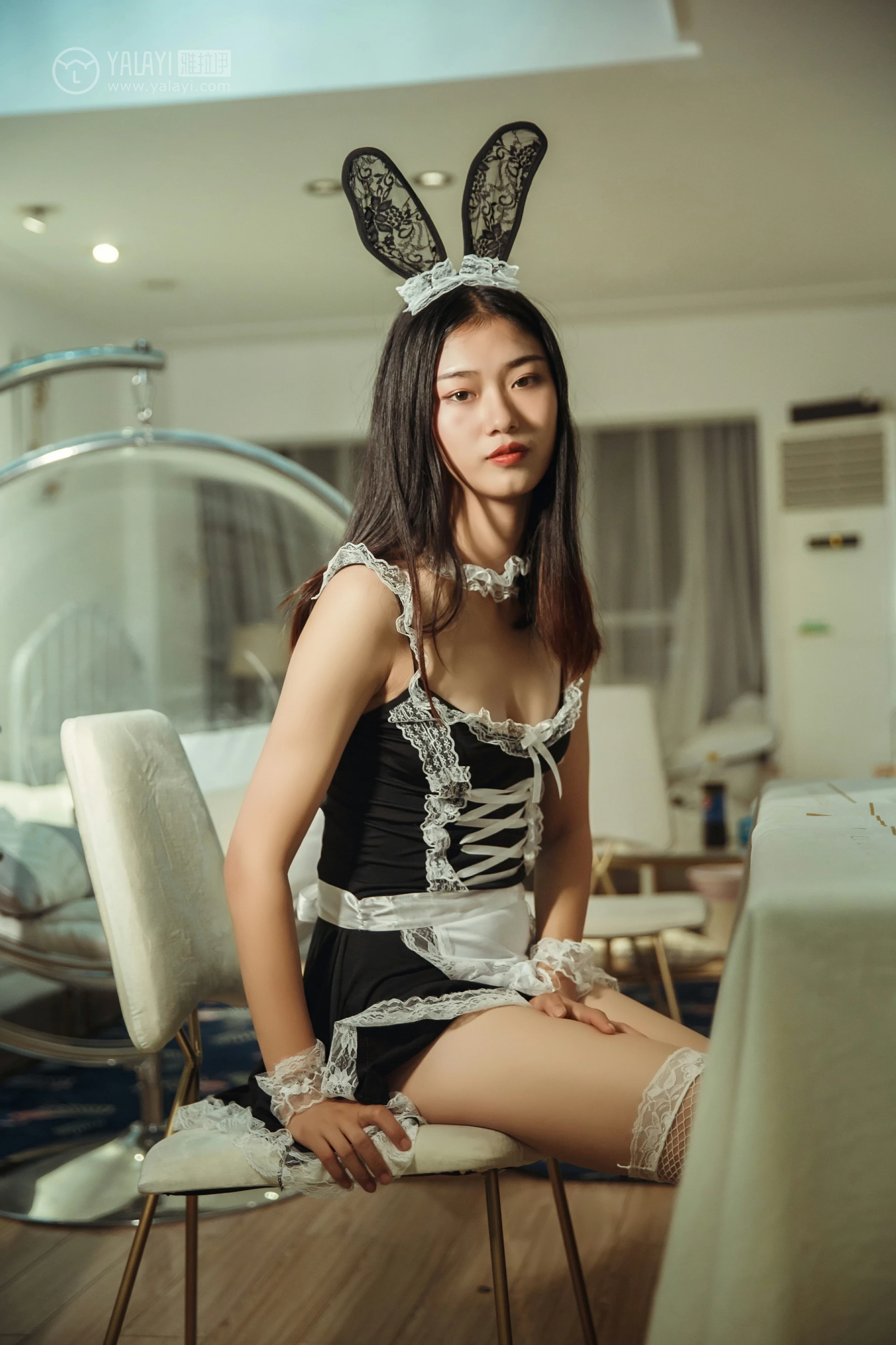 [YALAYI雅拉伊]NO.125 兔儿御姐 和风 性感女仆制服加白色情趣渔网袜私房写真集第16张