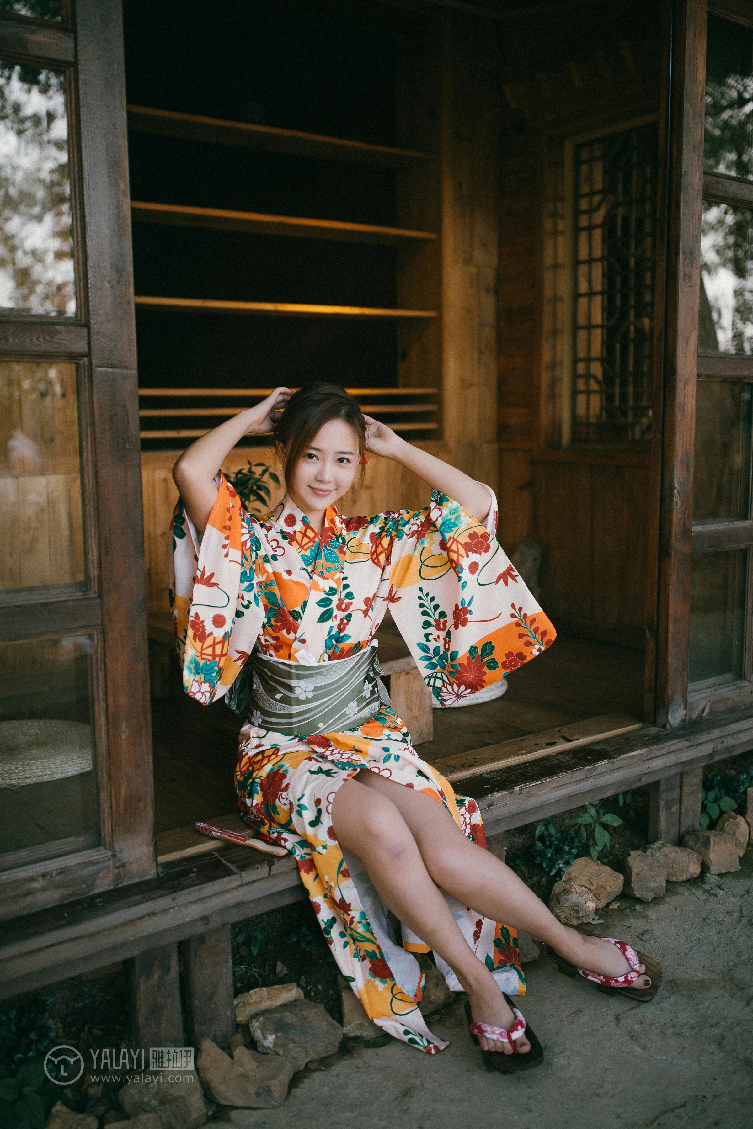 [YALAYI雅拉伊]NO.140 日清和室 张雨青 碎花和服性感私房写真集第7张