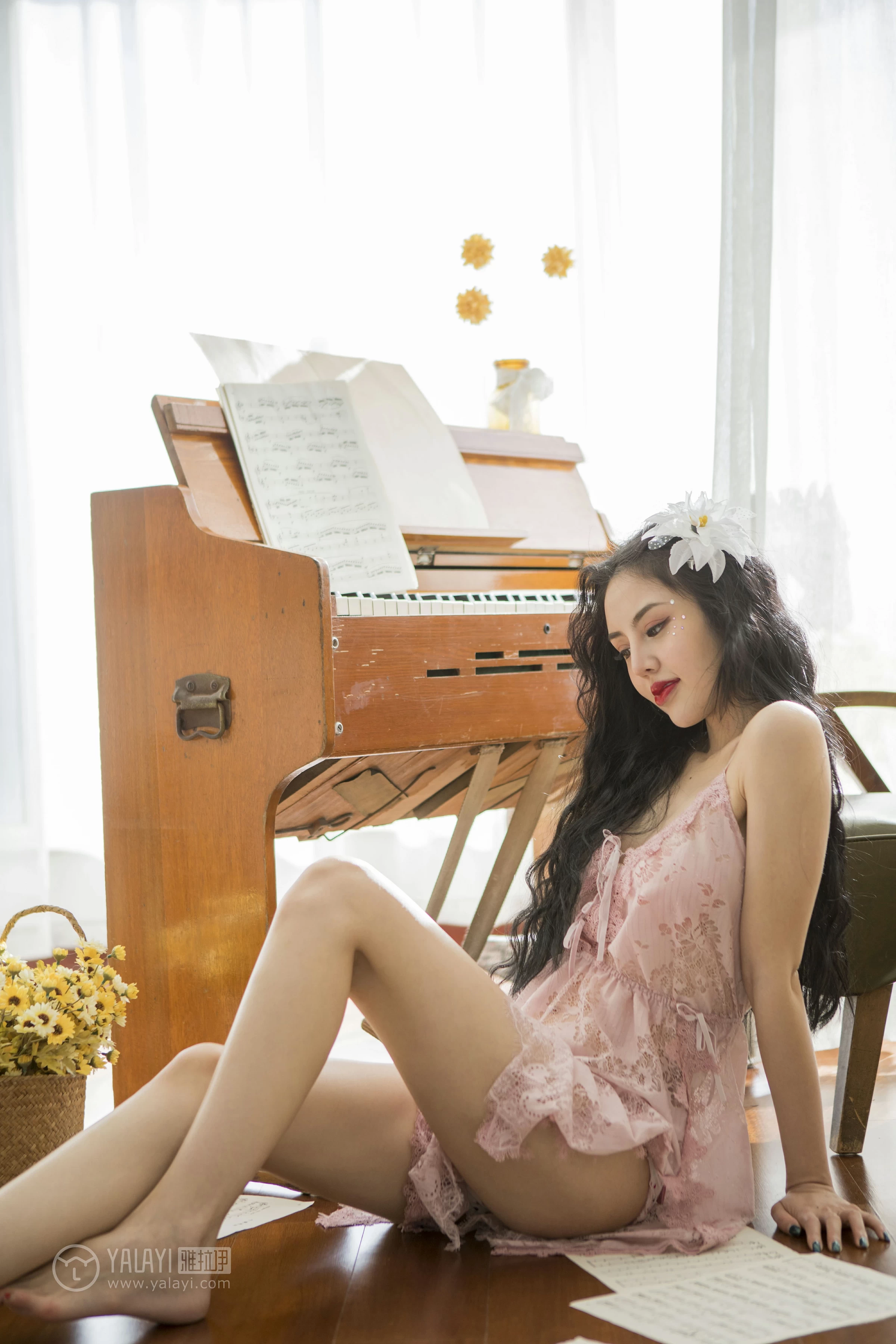 [YALAYI雅拉伊]NO.150 橘色的暖阳花 凉儿 粉色透视情趣蕾丝睡衣性感私房写真集第16张