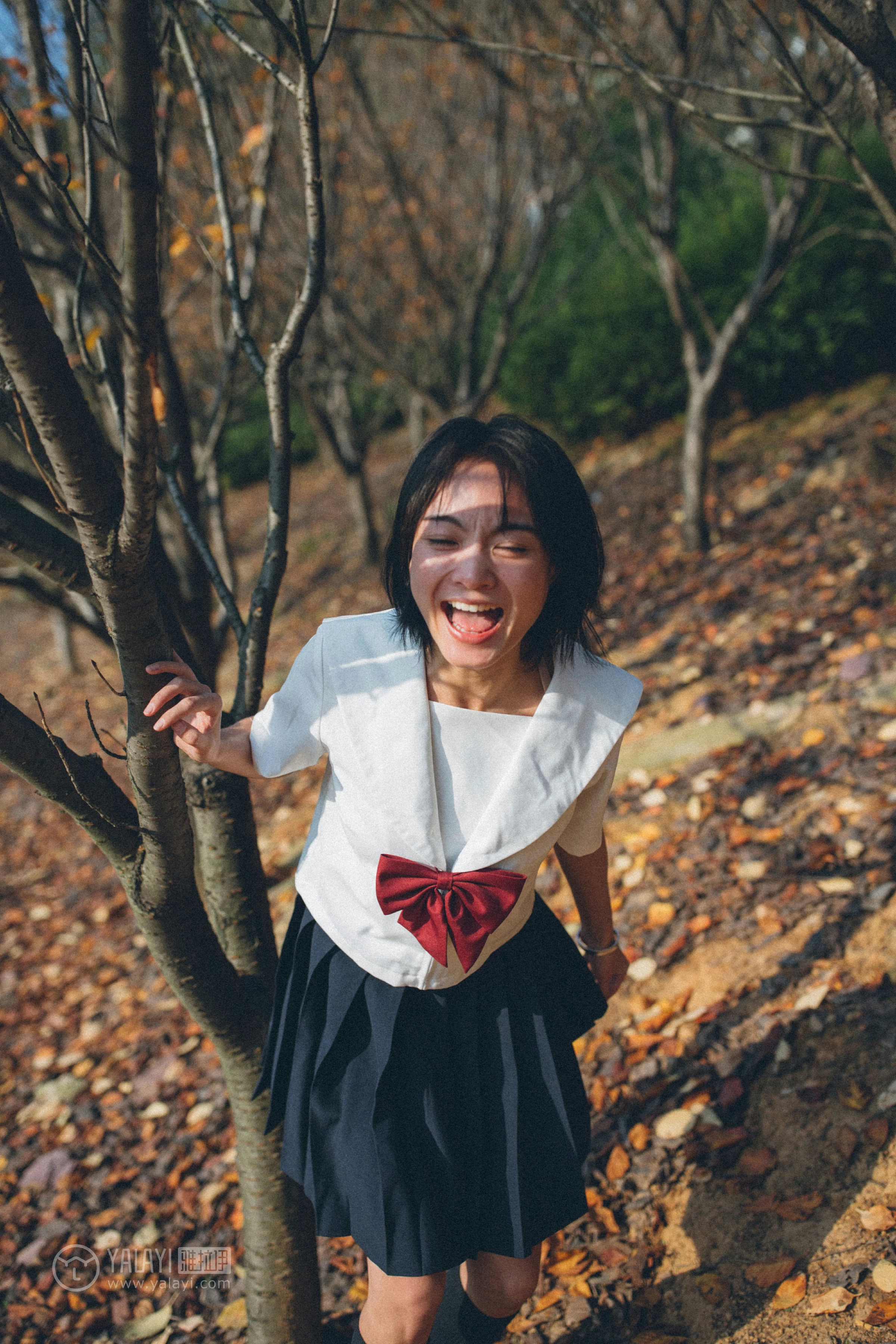 [YALAYI雅拉伊]NO.156 带我走带我飞 米粒米粒 高中女生制服与短裙私房写真集第13张