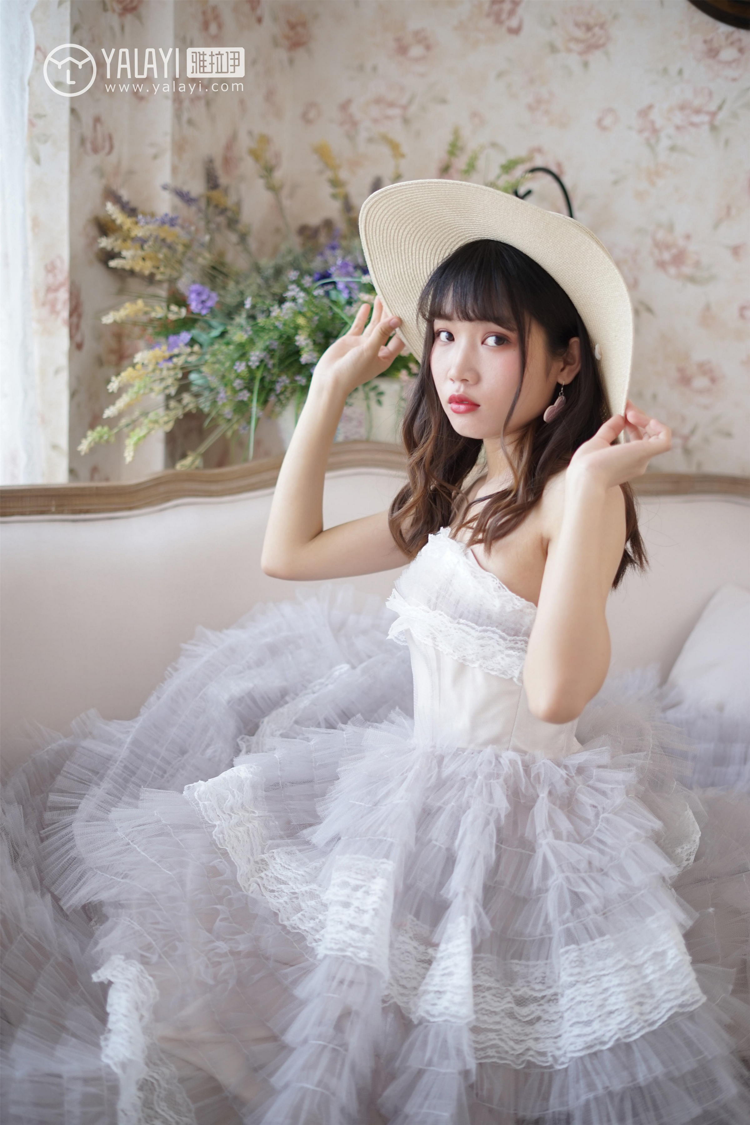 [YALAYI雅拉伊]NO.003 小公主的薄纱裙 公主小兔子 白色透视抹胸连衣裙性感私房写真集第3张