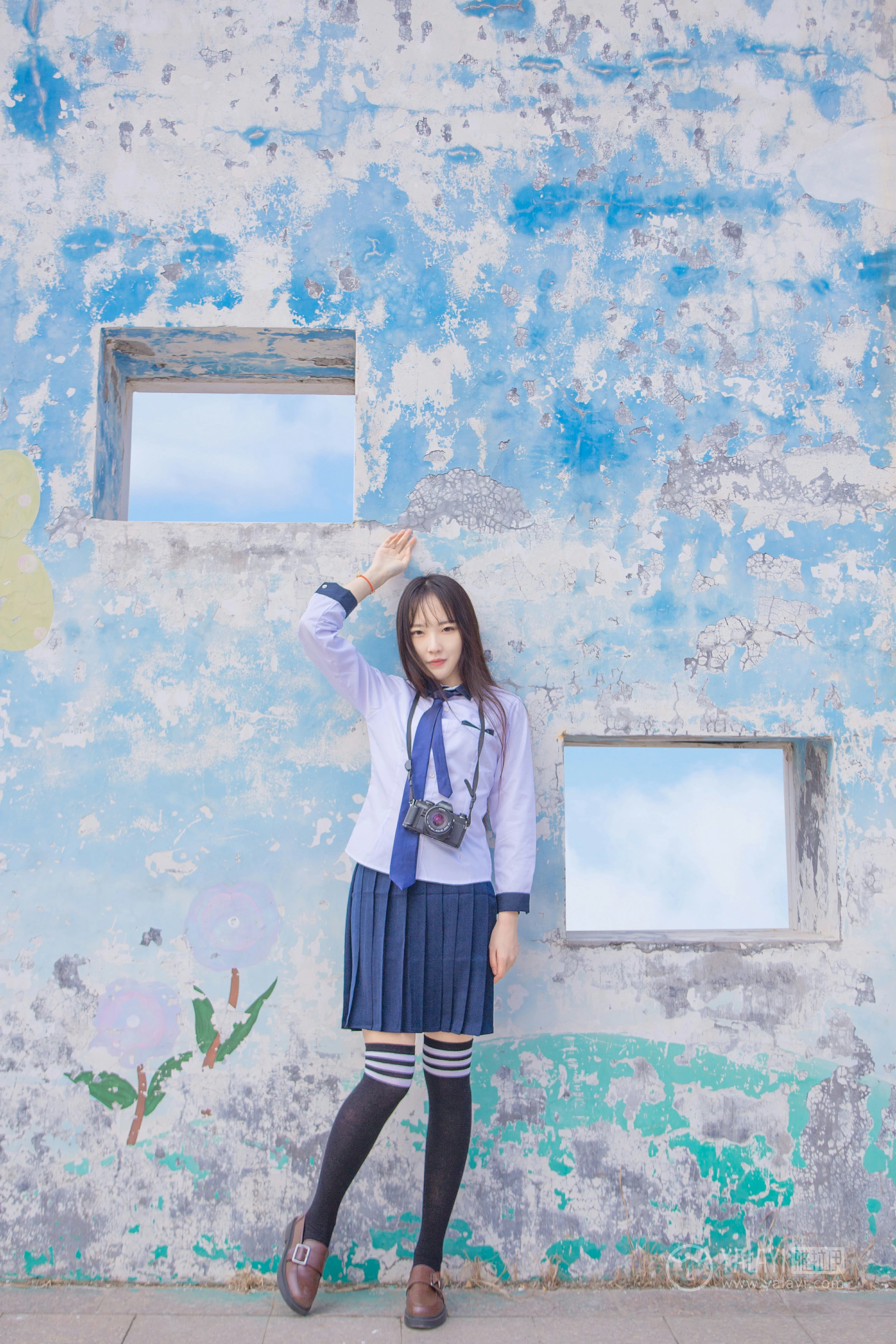 [YALAYI雅拉伊]No.229 小清新 文慧慧 日本高中女生制服与短裙加黑色丝袜美腿性感私房写真集第13张