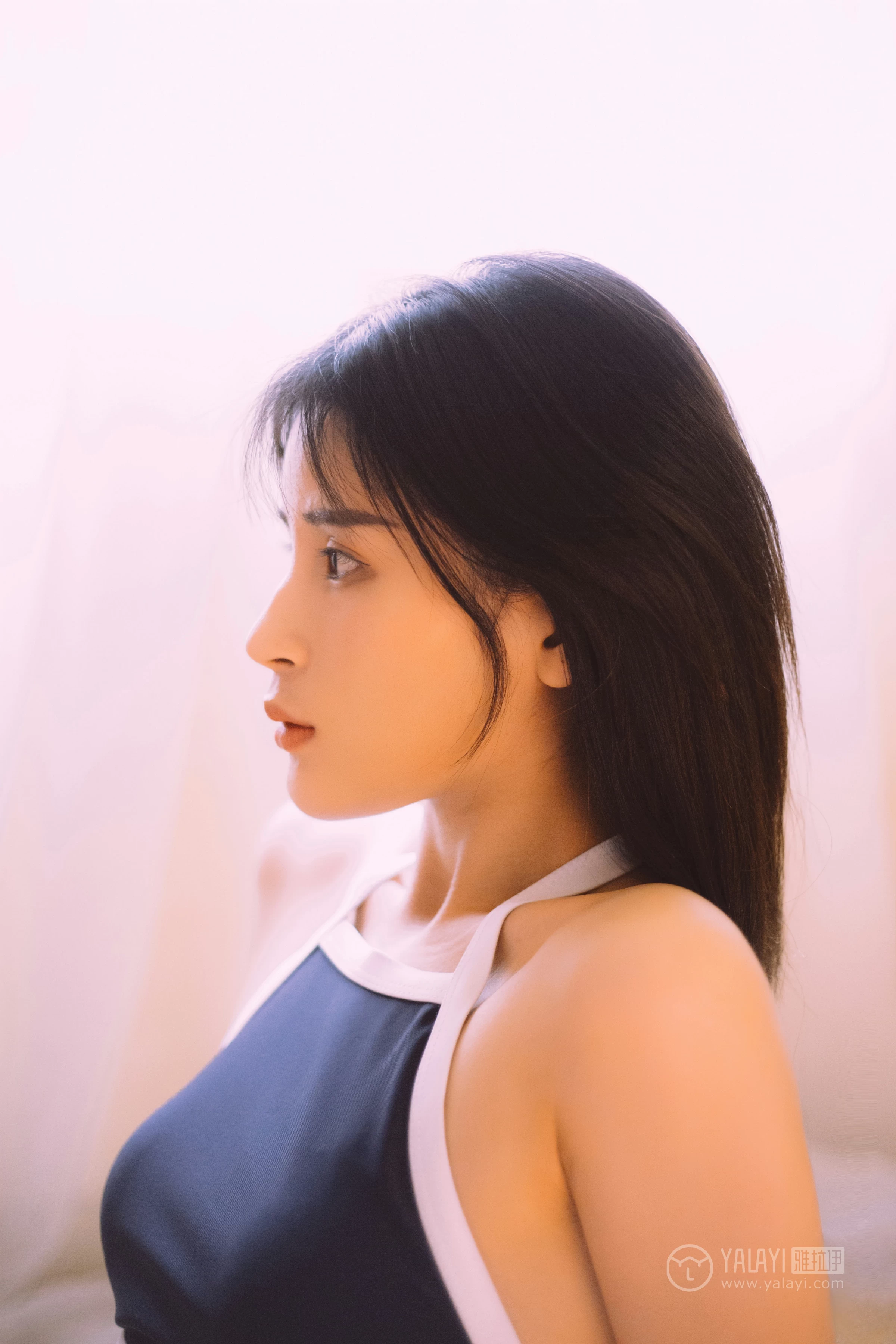 [YALAYI雅拉伊]No.222 如花似玉 阿惜 白色外套加蓝色内衣性感私房写真集第13张