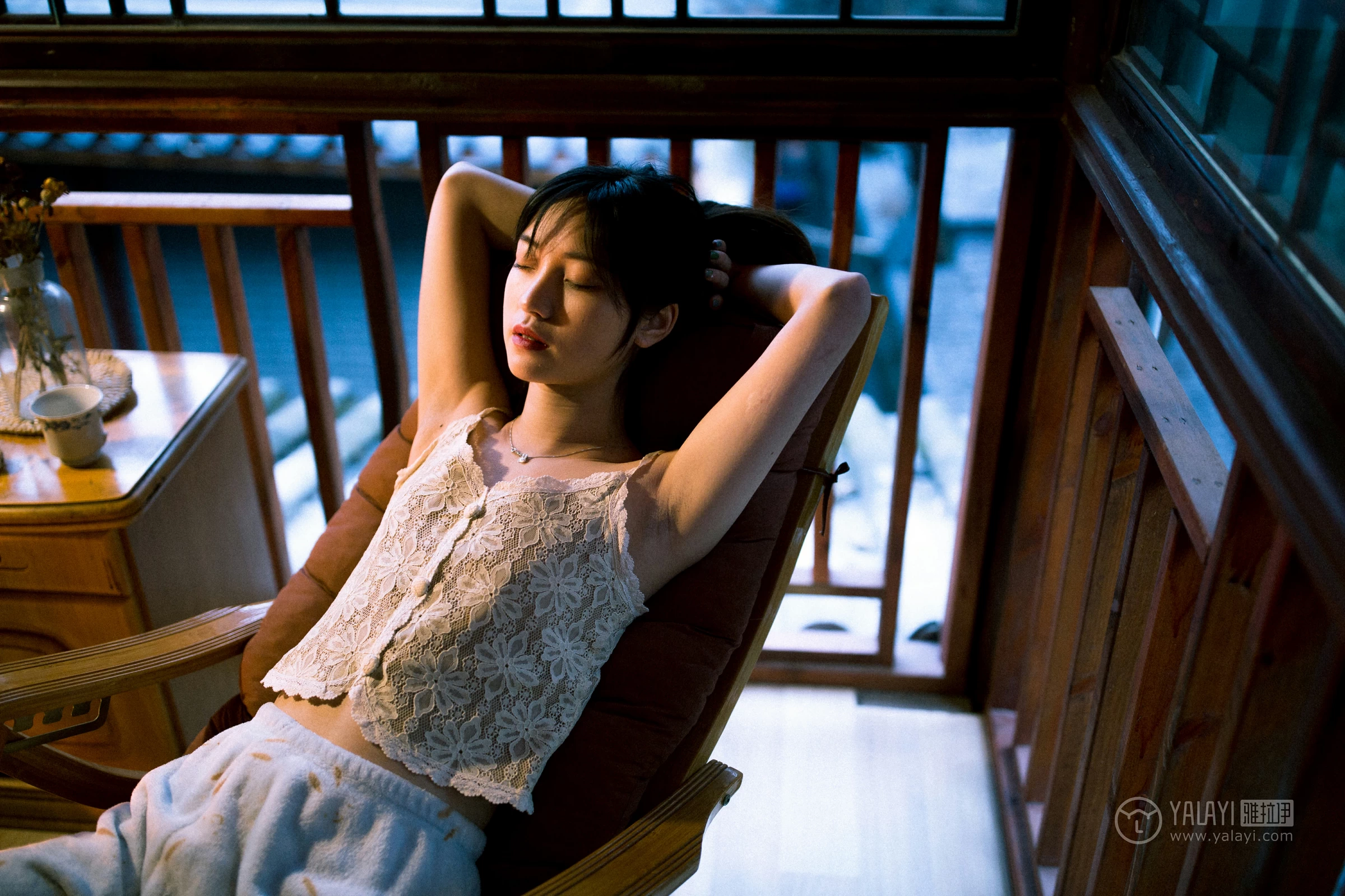 [YALAYI雅拉伊]No.256 人间失格 天蓝酱 白色透视镂空情趣内衣性感私房写真集第1张