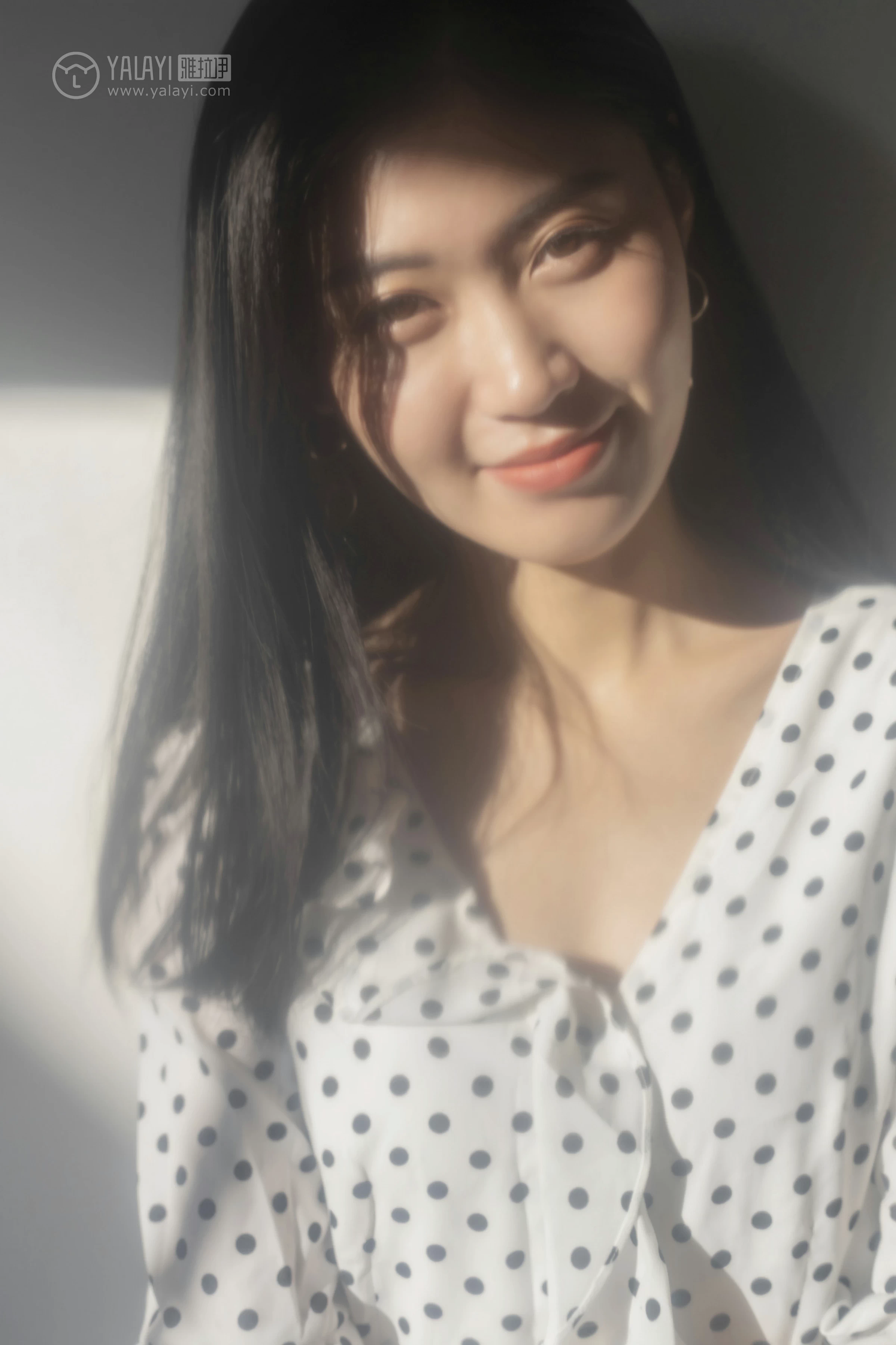 [YALAYI雅拉伊]No.264 波点女孩儿 乔妹儿 白色透视连衣裙居家私房写真集第9张