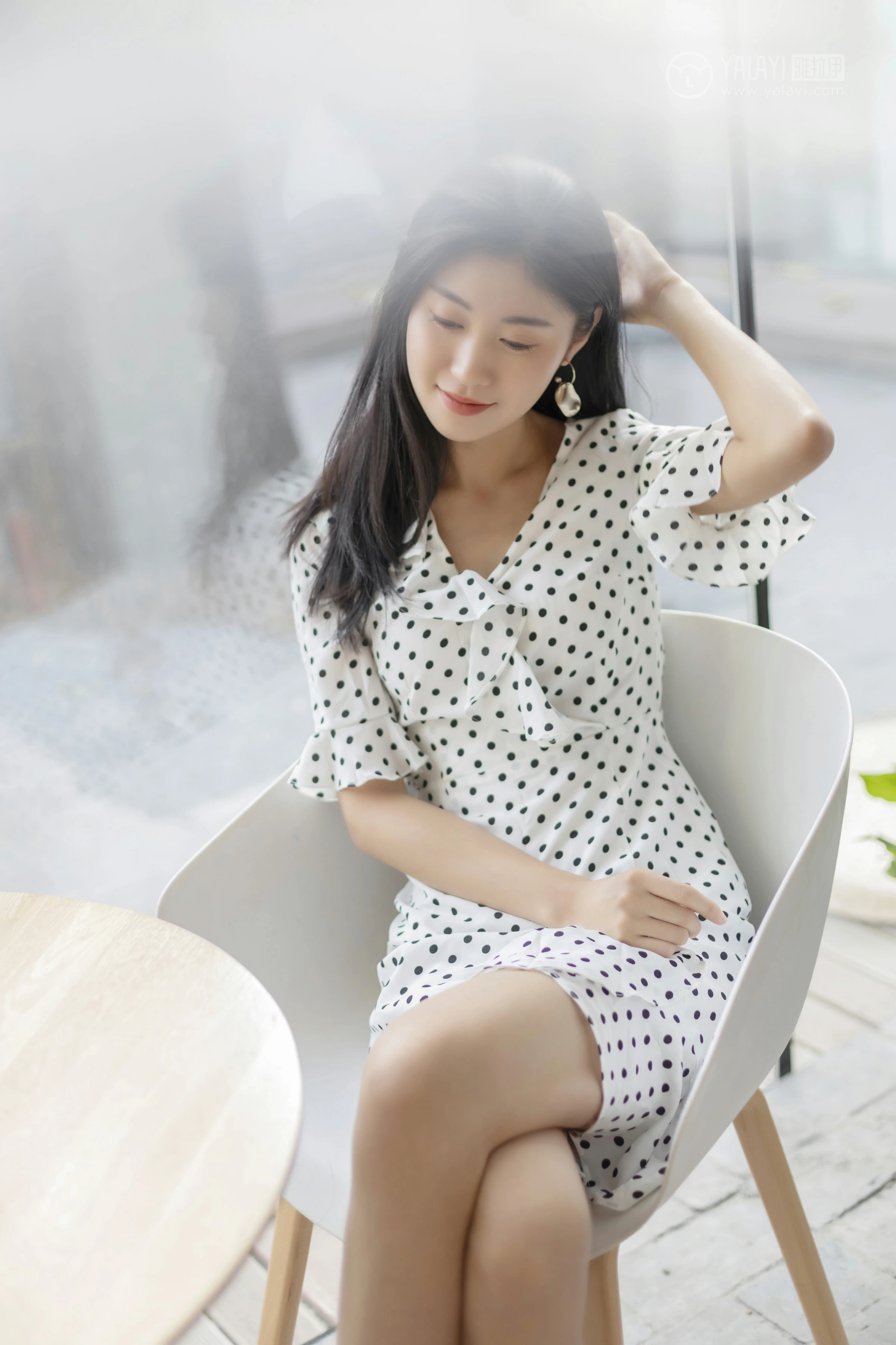 [YALAYI雅拉伊]No.264 波点女孩儿 乔妹儿 白色透视连衣裙居家私房写真集第11张