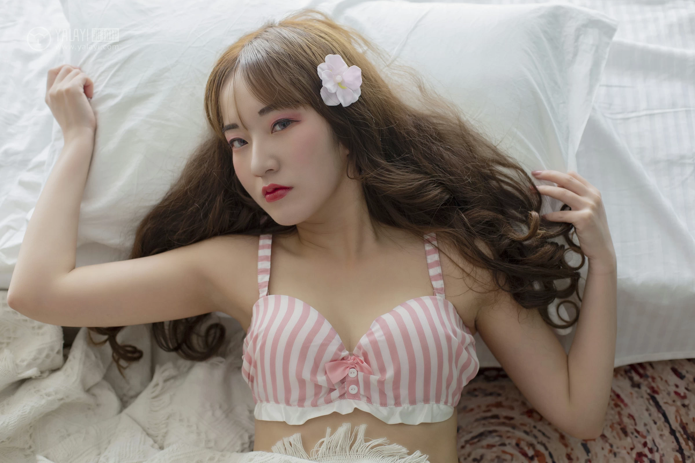 [YALAYI雅拉伊]No.273 千娇百媚 顾盼兮 粉色内衣与内裤性感私房写真集第10张