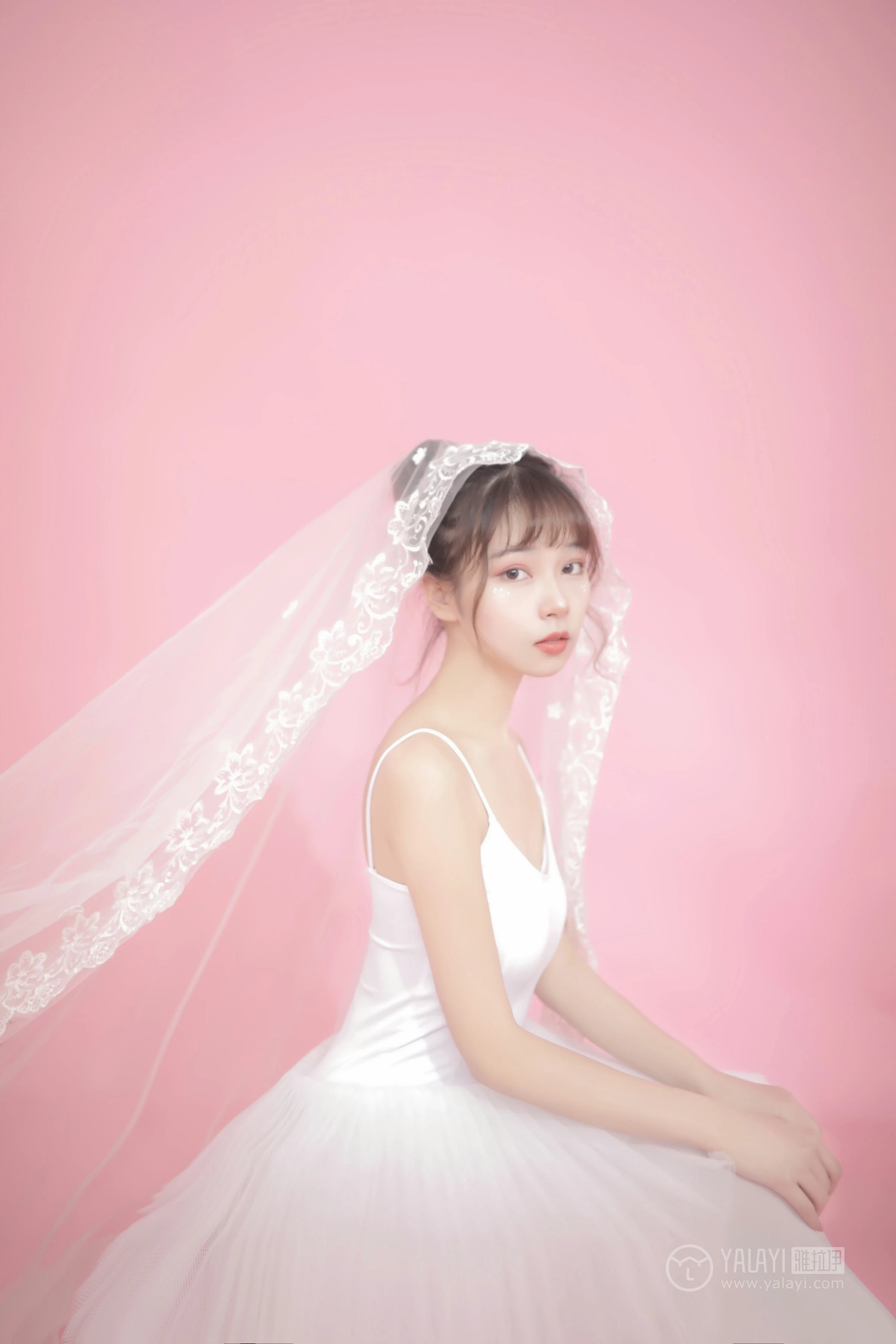 [YALAYI雅拉伊]No.303 花仙 花儿 白色镂空连衣裙与白色芭蕾舞裙性感私房写真集第6张
