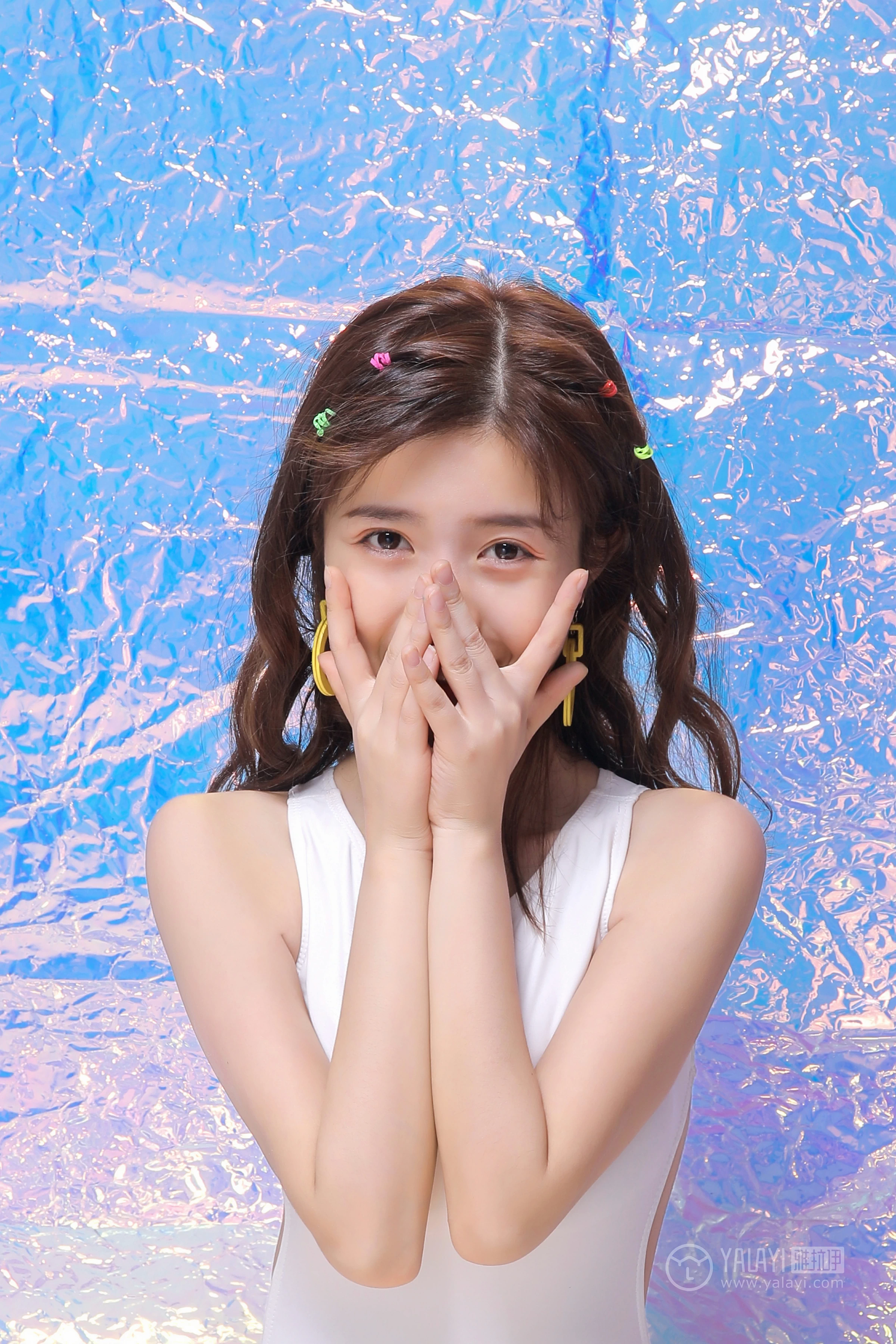 [YALAYI雅拉伊]No.307 闪亮女孩 圈圈 白色连体比基尼泳装性感私房写真集第11张