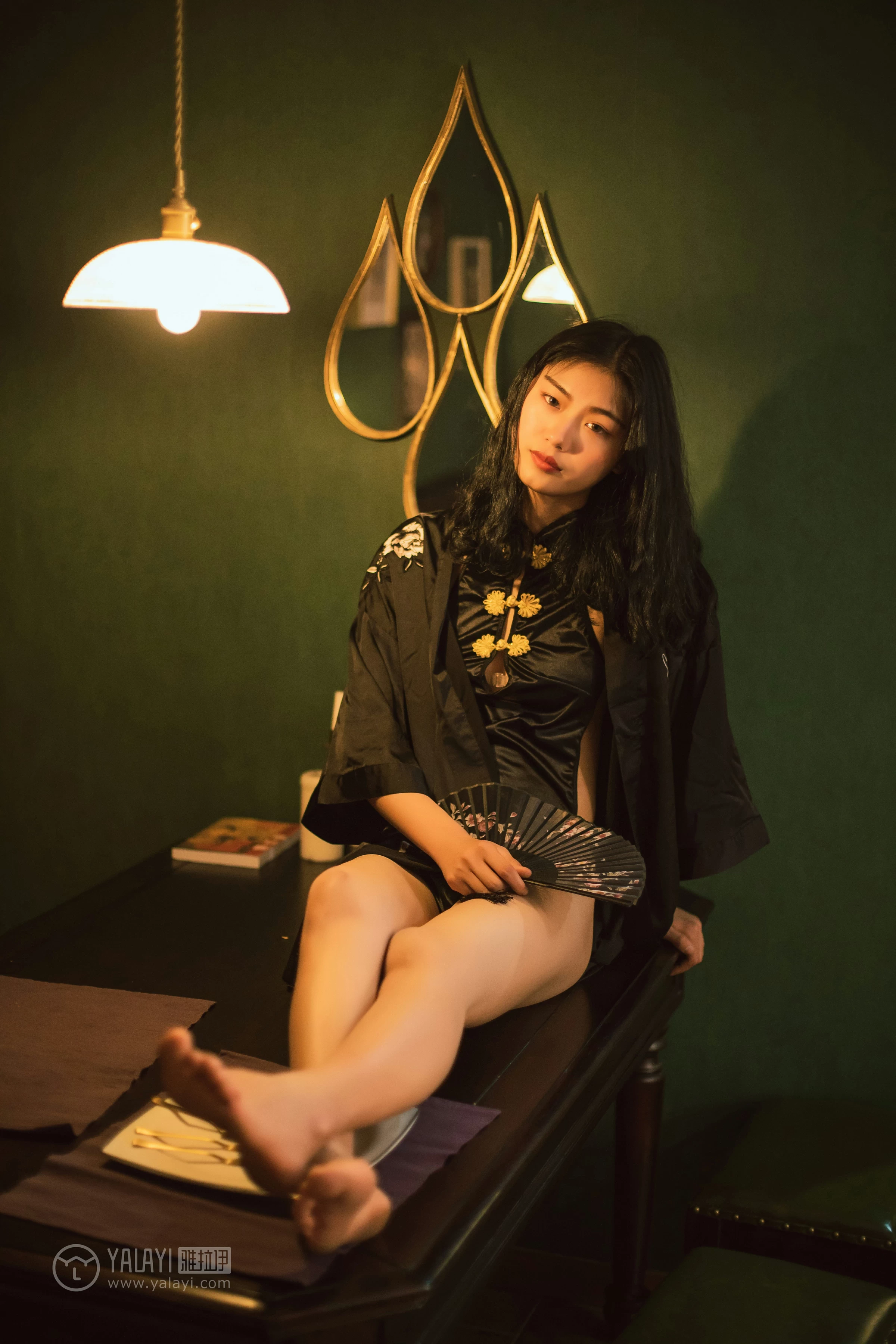 [YALAYI雅拉伊]No.309 夜来香 和风 黑色睡衣加黑色情趣旗袍性感私房写真集第6张