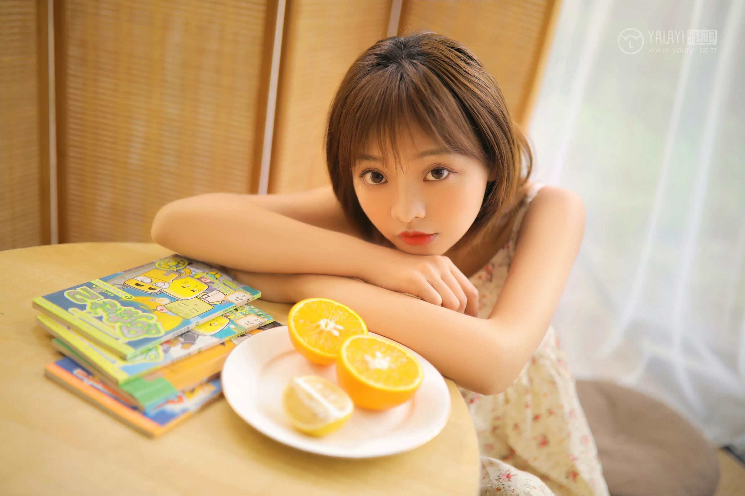 [YALAYI雅拉伊]No.313 甜 肖霄 粉色吊带小背心加白色短裙清纯可爱私房写真集第11张