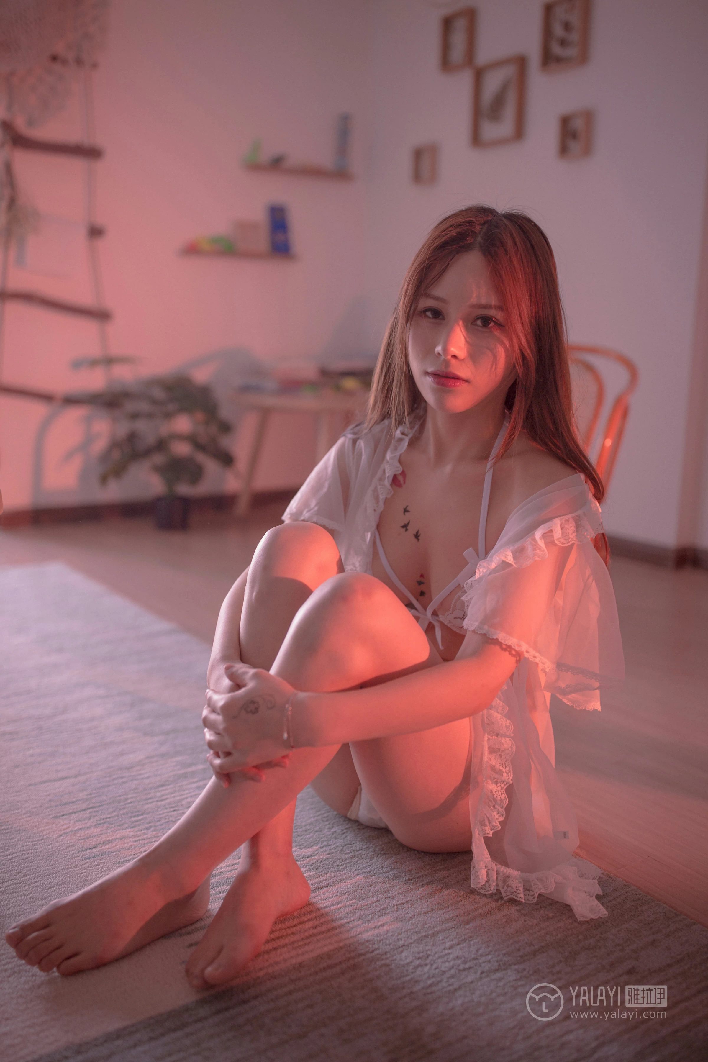 [YALAYI雅拉伊]No.353 软玉温香 香草 白色透视睡衣加情趣内衣性感私房写真集第3张