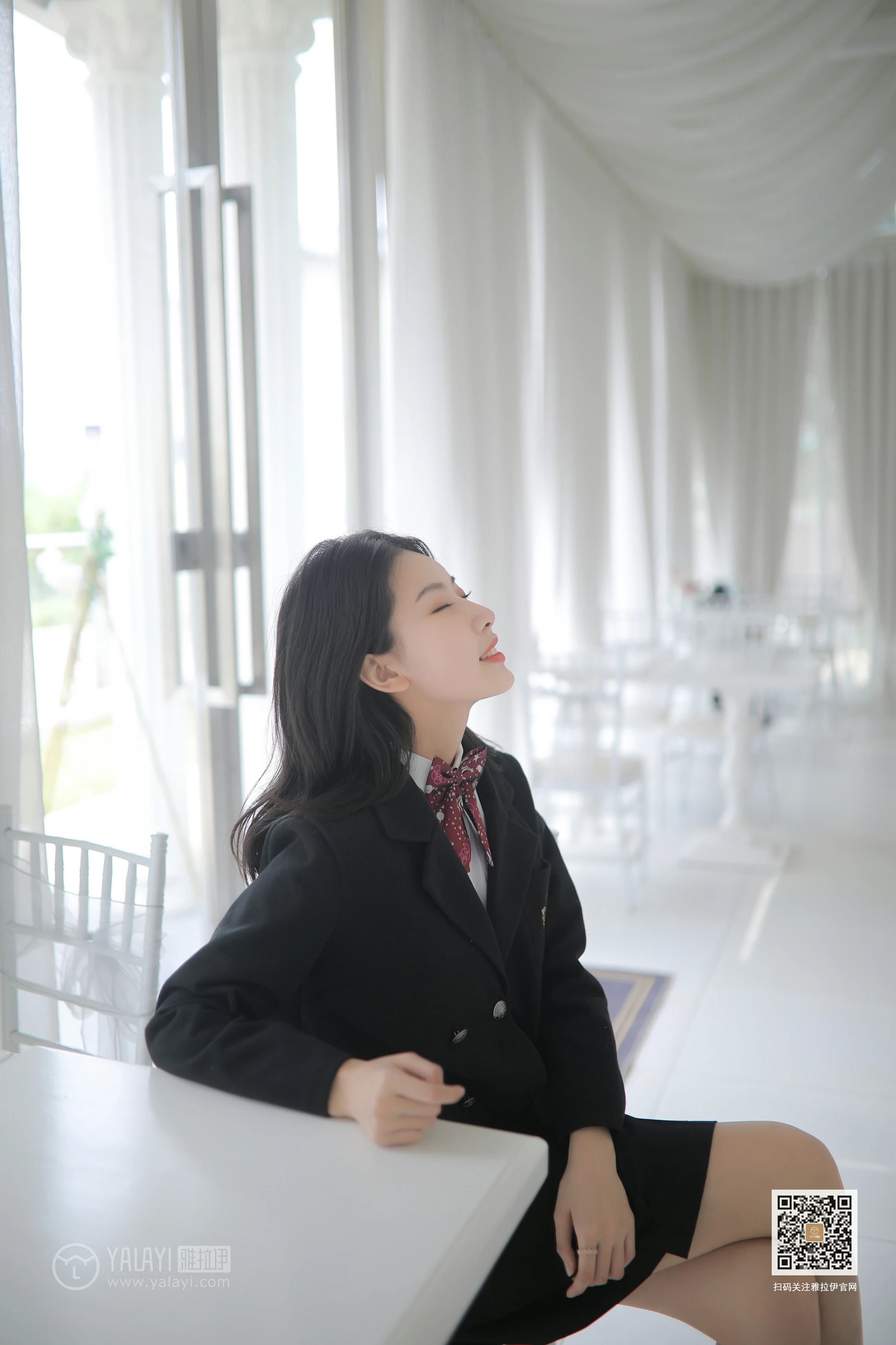 [YALAYI雅拉伊]No.387 毕业季 白璐 黑色高中女生制服与短裙加肉色丝袜美腿性感私房写真集第1张