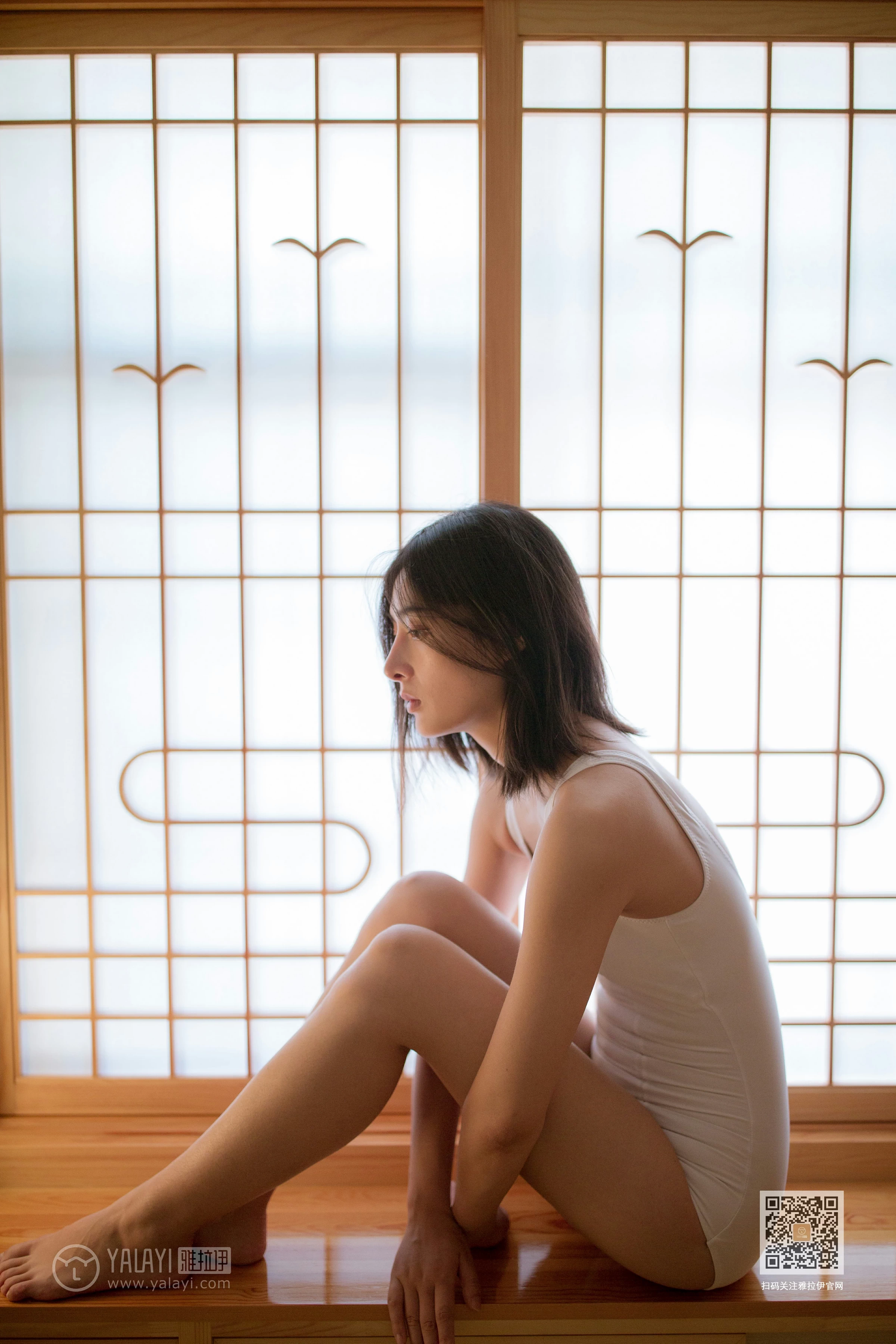 [YALAYI雅拉伊]Vol.411 楚楚 白色连体运动内衣居家性感私房写真集第9张
