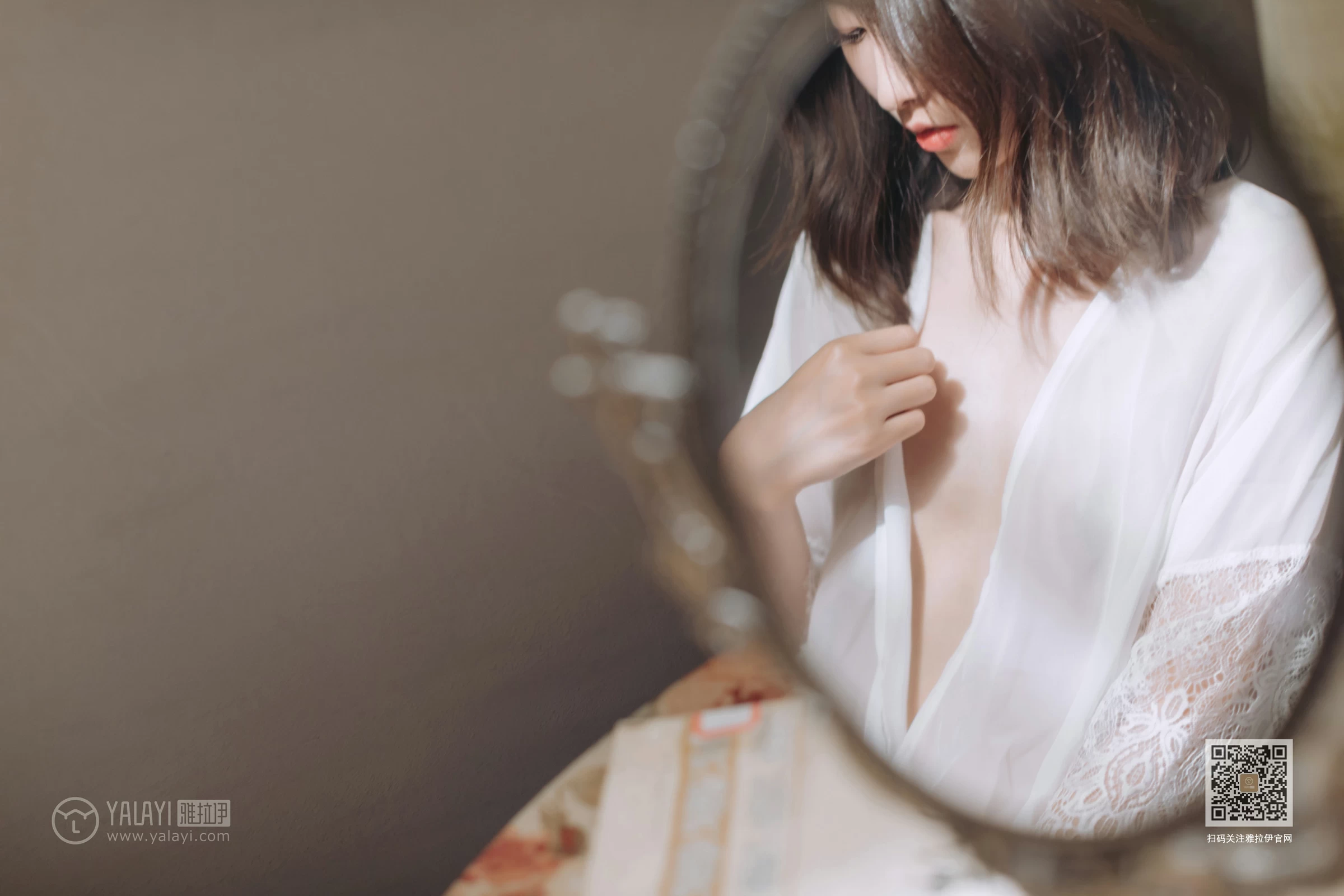 [YALAYI雅拉伊]Vol.427 寂寞心房 佳佳 白色透视蕾丝睡衣加情趣乳贴性感私房写真集第4张