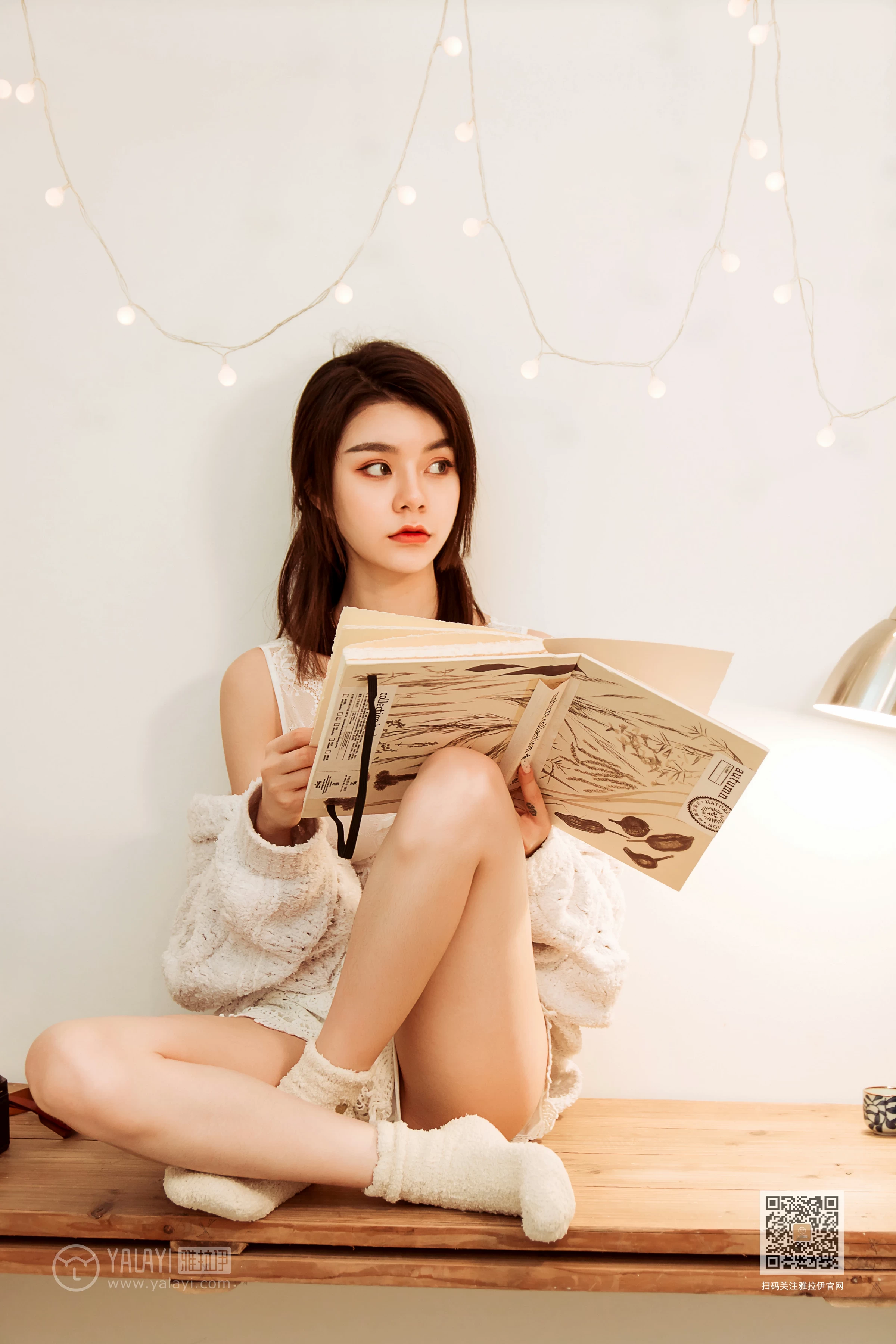 [YALAYI雅拉伊]Vol.444 东京的早餐 慧儿 白色镂空外衣加白色蕾丝内衣性感私房写真集第10张
