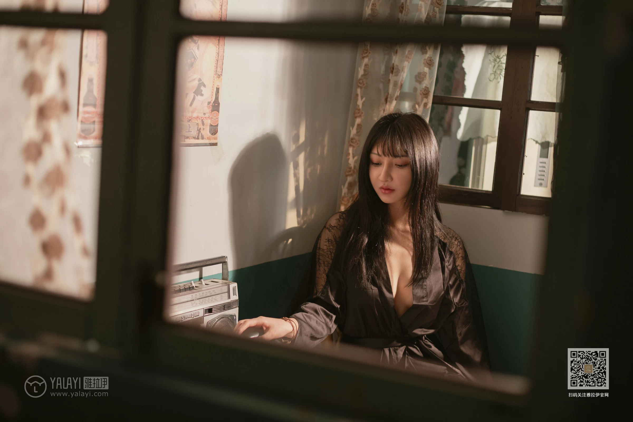 [YALAYI雅拉伊]Vol.494 帘卷美人绰态 韩熙 黑色透视睡衣性感私房写真集第11张