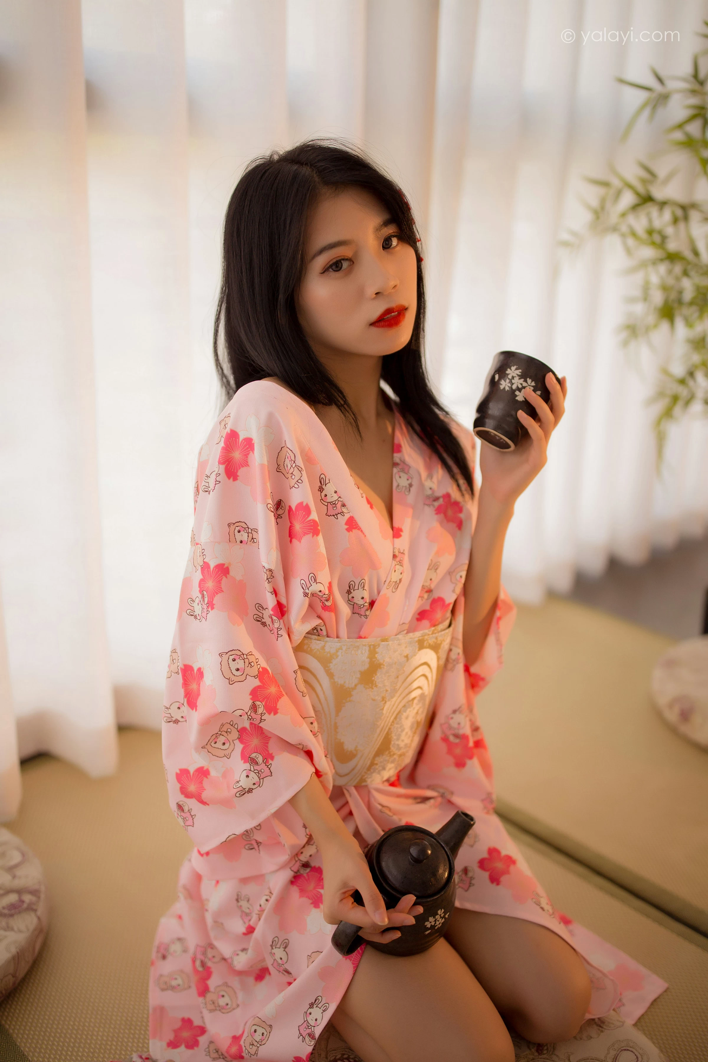 [YALAYI雅拉伊]NO.679 《花香自来》 丽雅 粉色和服居家性感私房写真集第13张
