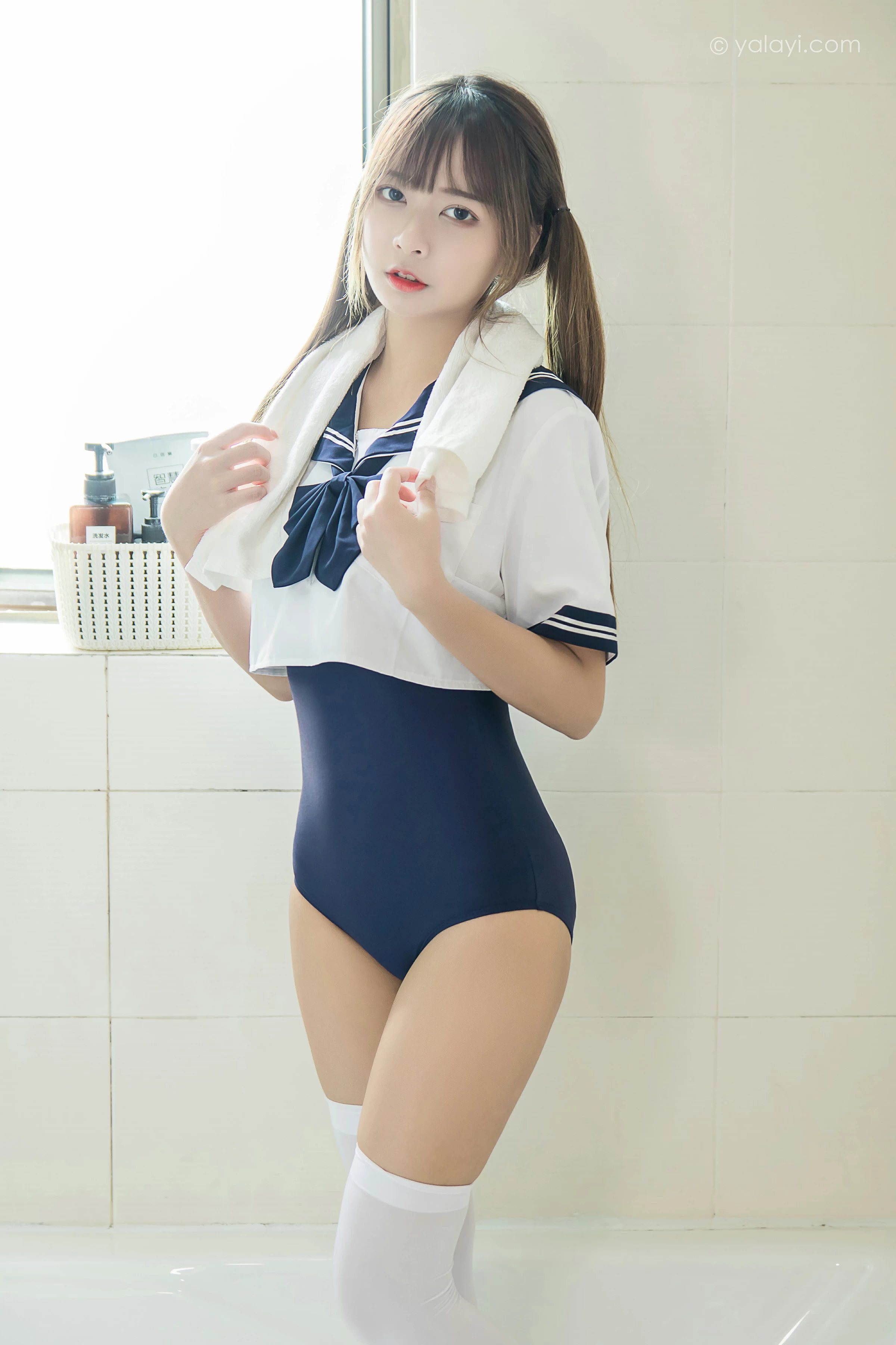 [YALAYI雅拉伊]NO.681 《少女的夏天》 阿禾 JK水手制服加蓝色紧身连体体操服性感私房写真集第5张