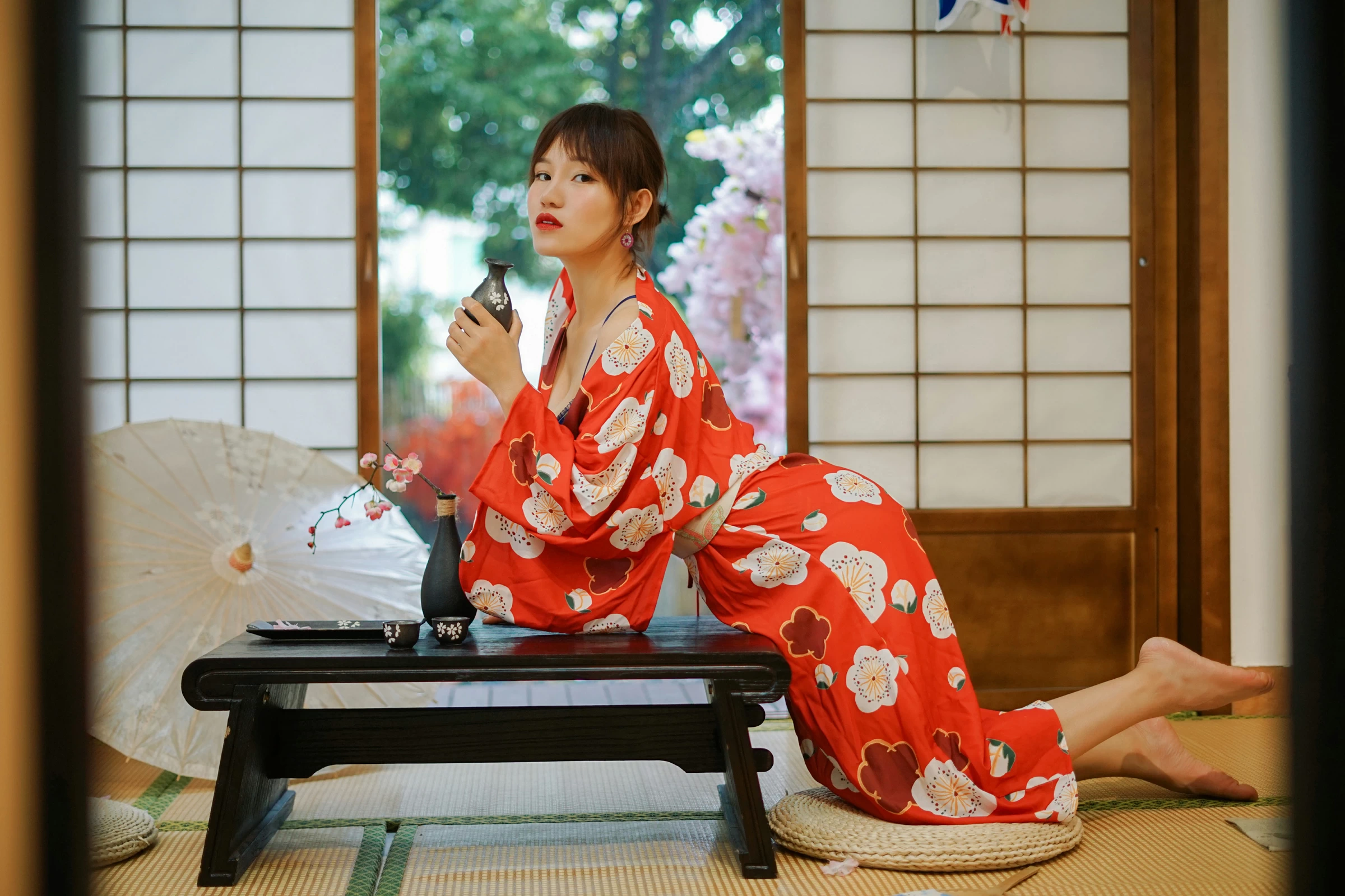 [YALAYI雅拉伊]NO.714 《自娱》 多香子 粉色和服加蓝色内衣性感私房写真集第3张