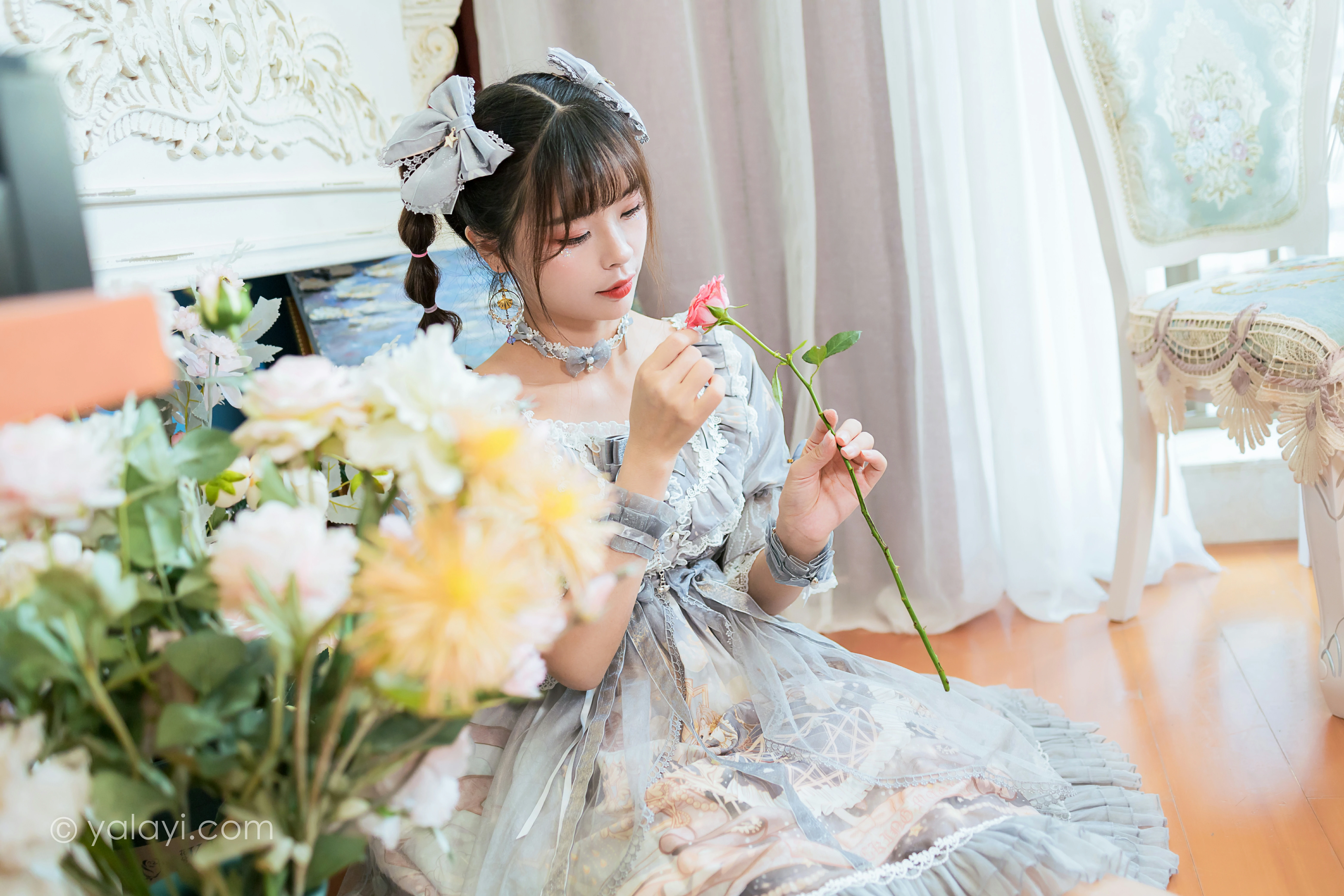 [YALAYI雅拉伊]NO.853 洛丽塔Lolita 程小蝶 淡蓝色连身制服裙清纯可爱私房写真集第6张