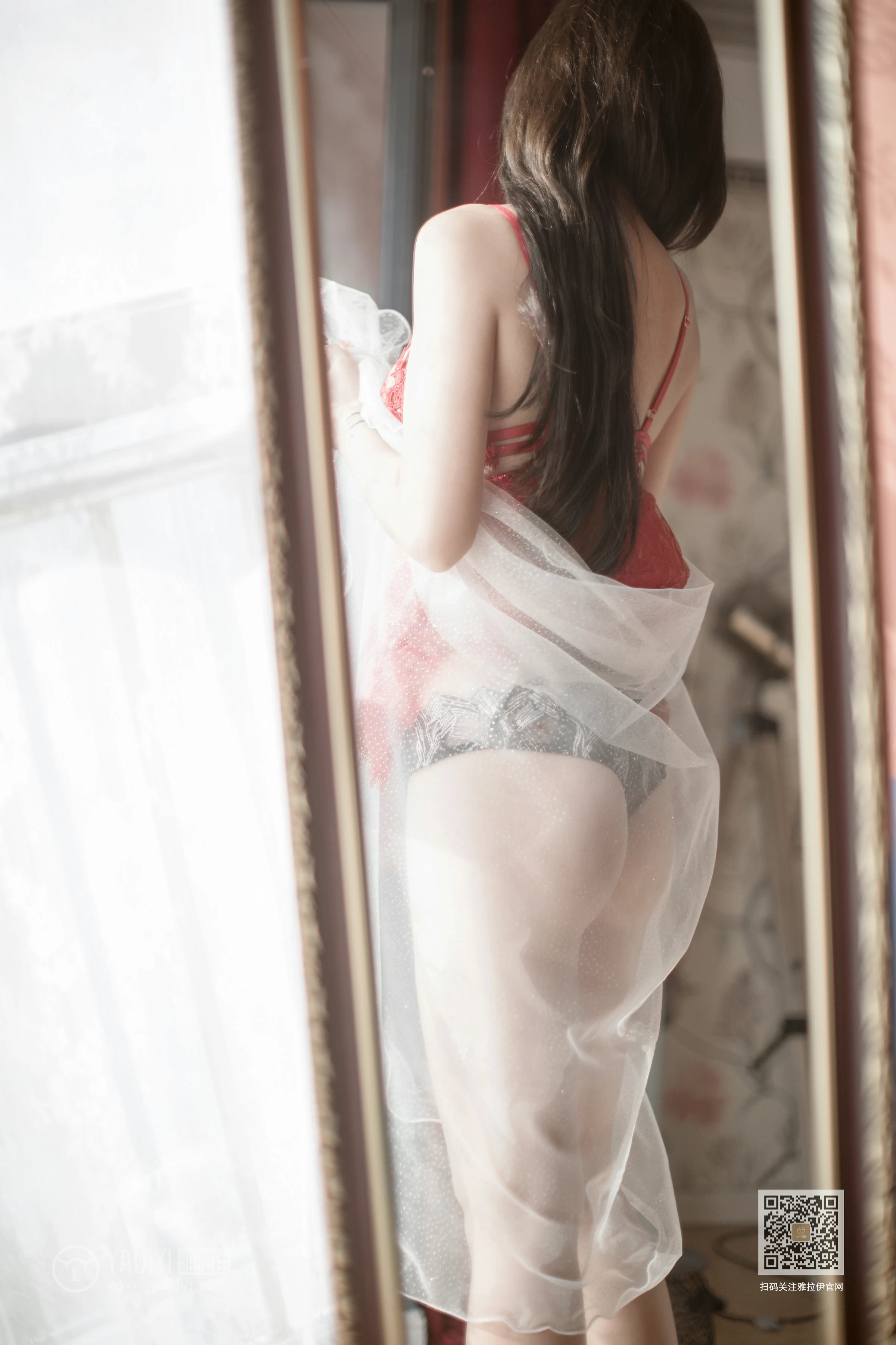 [YALAYI雅拉伊]Vol.458 锦秀奇缘 刘子炀 红色透视情趣内衣性感私房写真集第4张