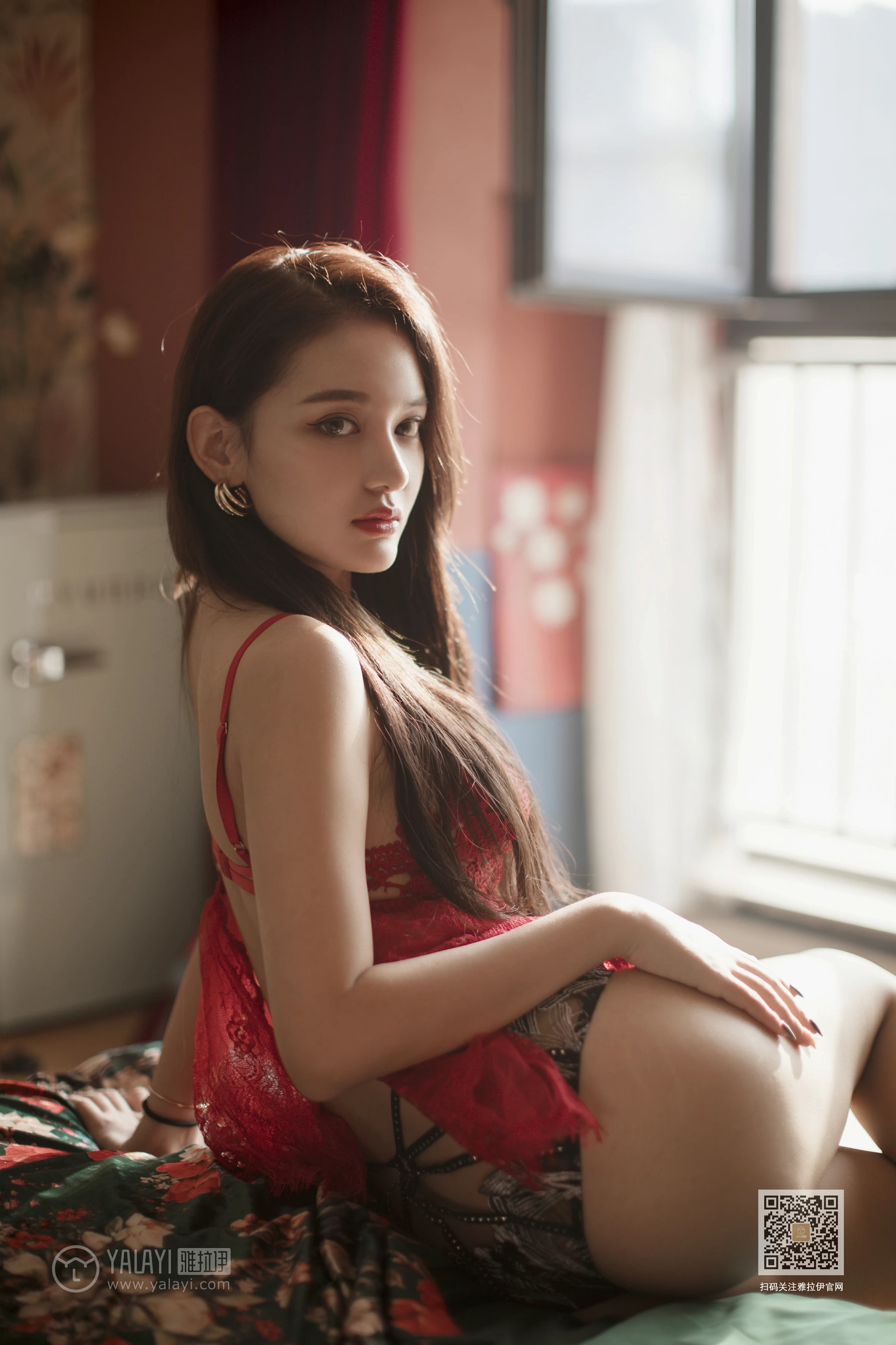 [YALAYI雅拉伊]Vol.458 锦秀奇缘 刘子炀 红色透视情趣内衣性感私房写真集第13张