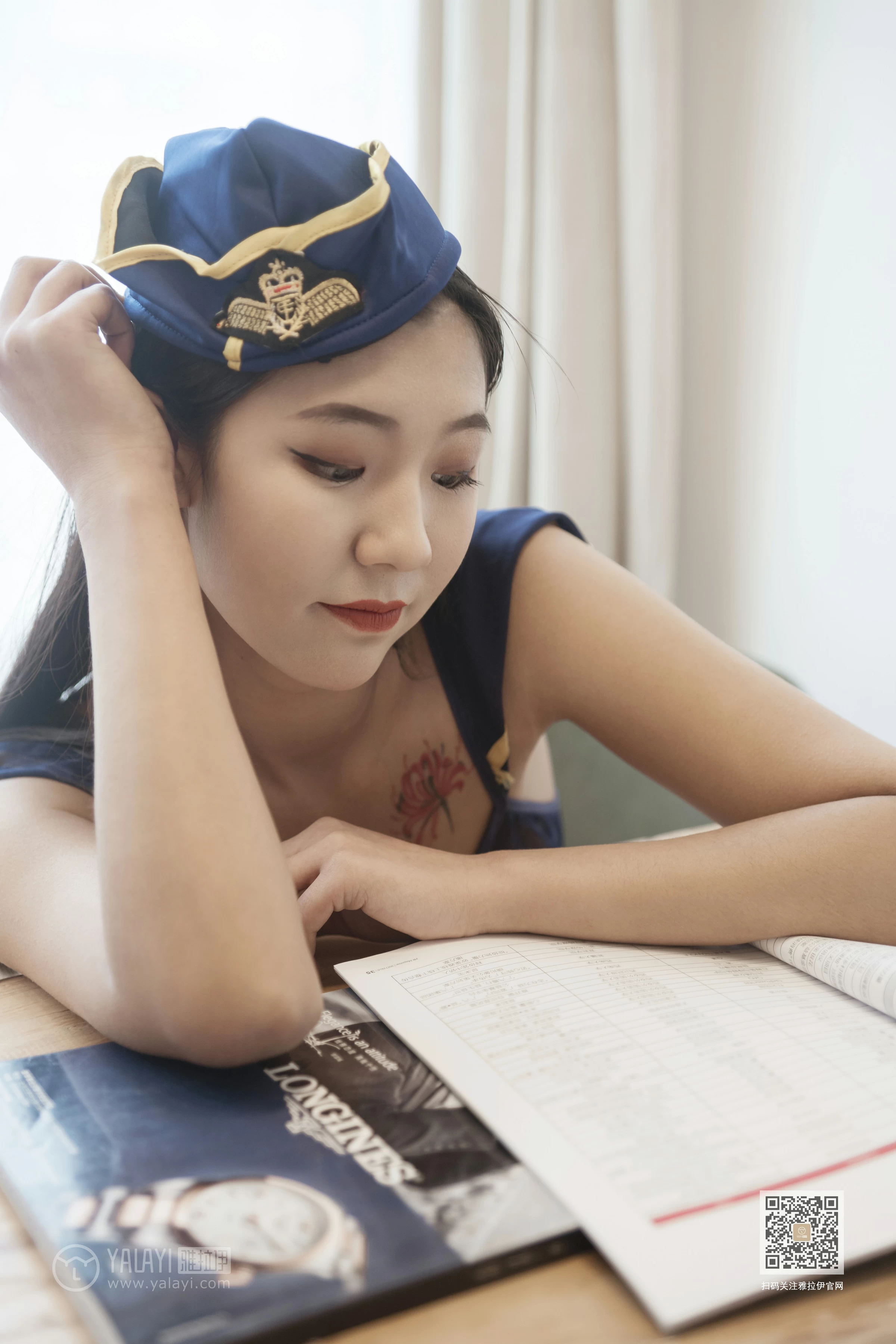 [YALAYI雅拉伊]Vol.516 空姐的另一面 诗诗 透视情趣制服加短裙性感私房写真集第6张