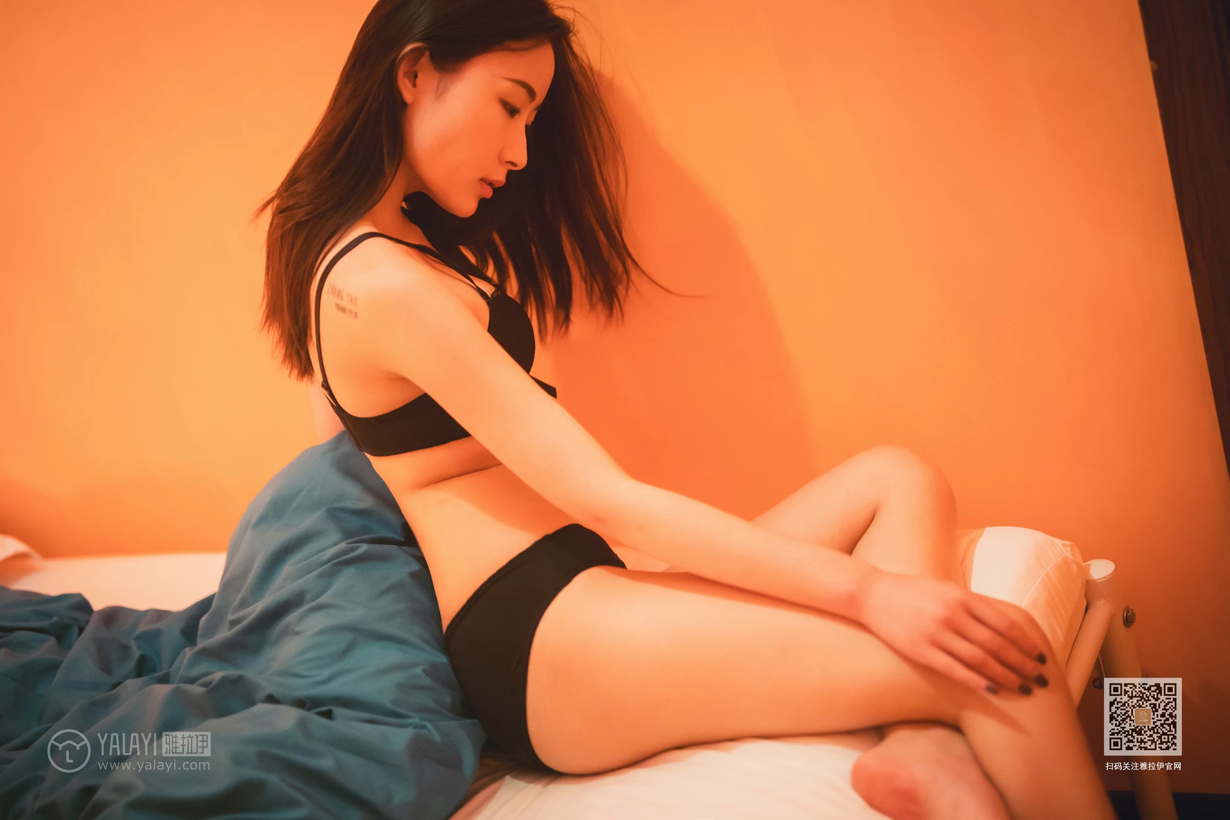 [YALAYI雅拉伊]Vol.592 再看我一眼 海棠 黑色蕾丝内衣性感私房写真集第15张