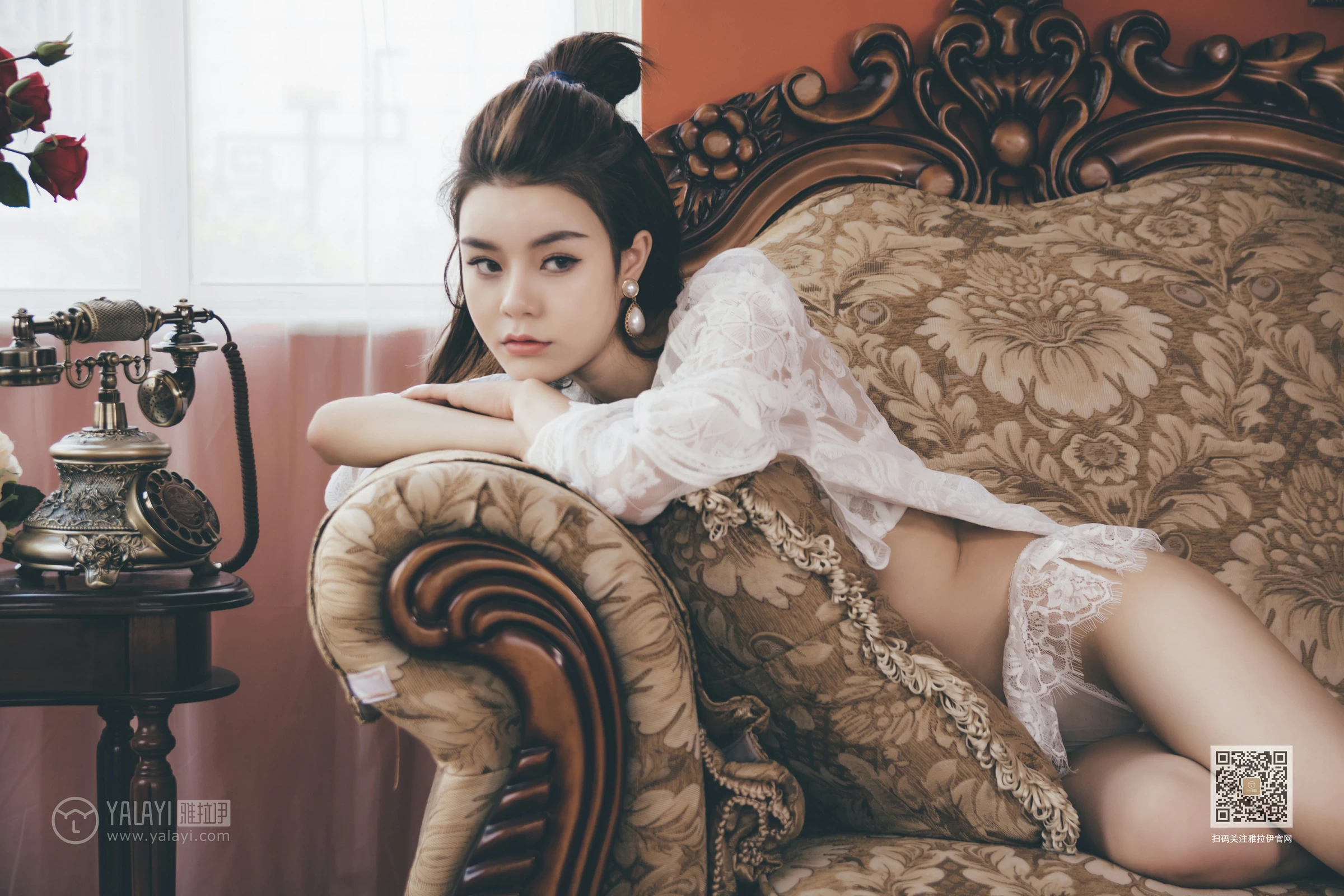 [YALAYI雅拉伊]Vol.594 第一次拍写真 蓉蓉 白色镂空睡衣加白色蕾丝内衣性感私房写真集第10张