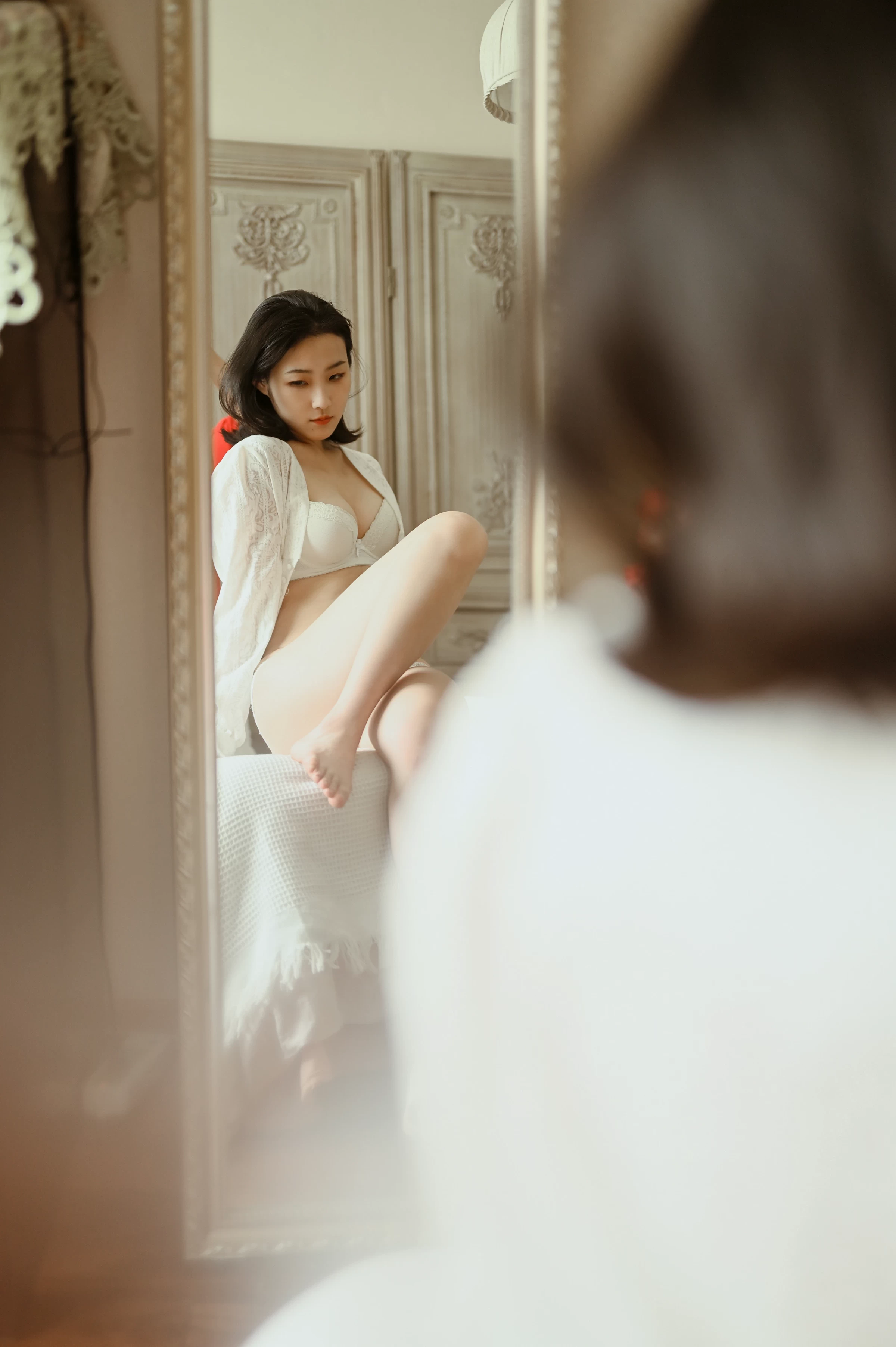 [YALAYI雅拉伊]NO.615 《闺中处子》 沈伊 白色透视镂空衬衫加内衣性感私房写真集第10张