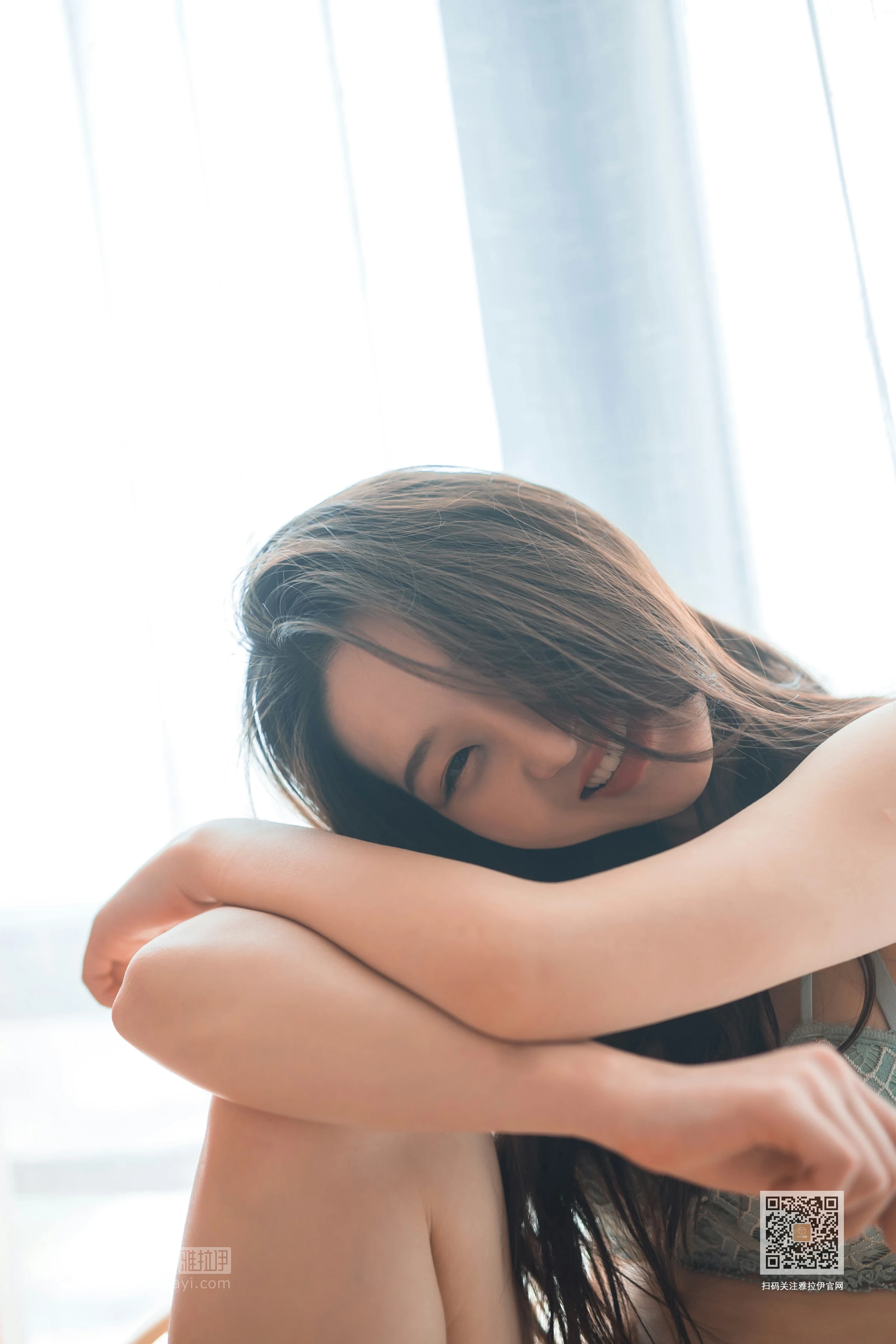 [YALAYI雅拉伊]NO.617 《热恋期》 明月 淡蓝色蕾丝内衣性感私房写真集第13张