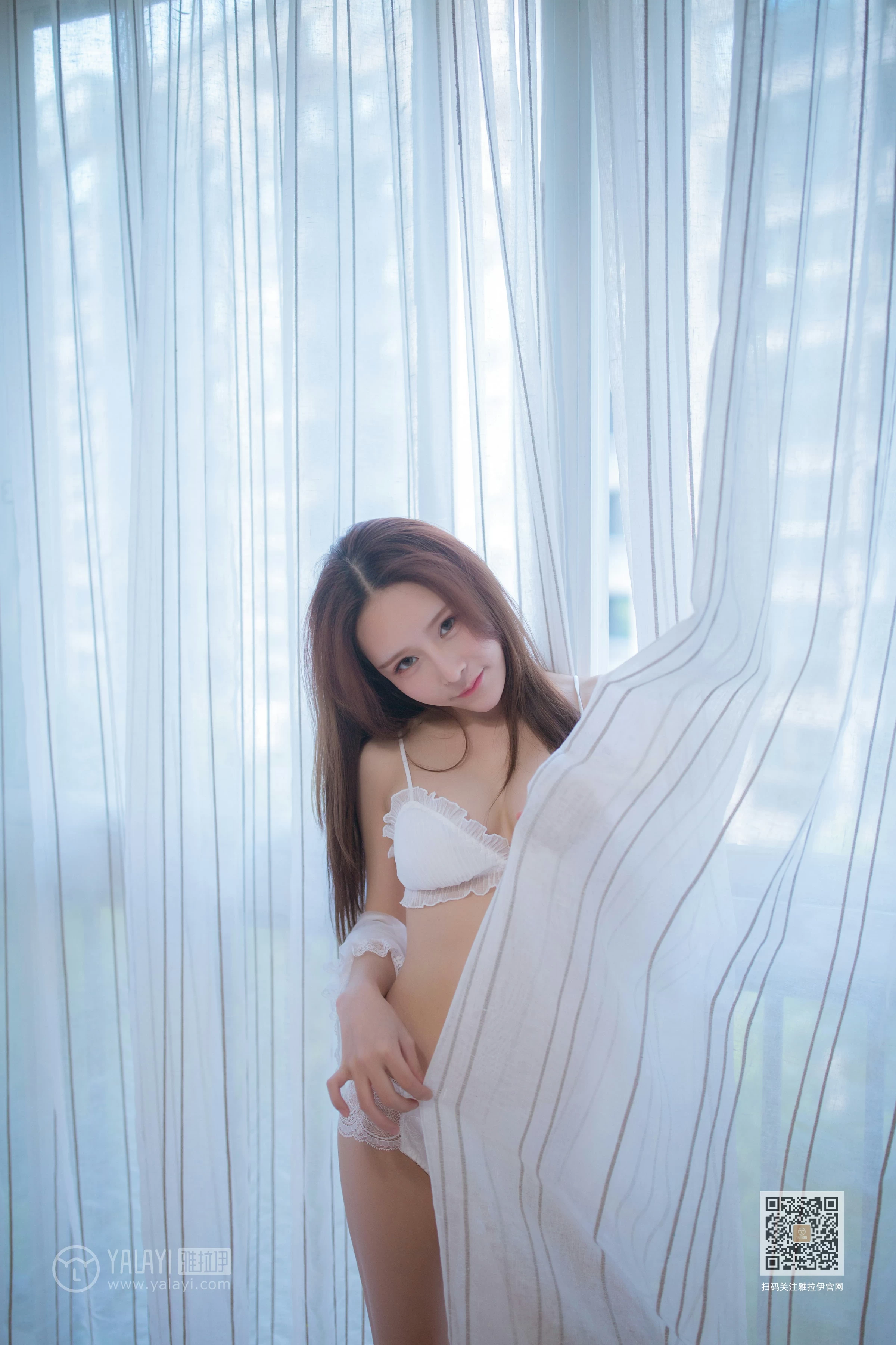 [YALAYI雅拉伊]NO.643 《惊艳了时光》 顾纯纯 白色透视睡衣加蕾丝内衣性感私房写真集第6张