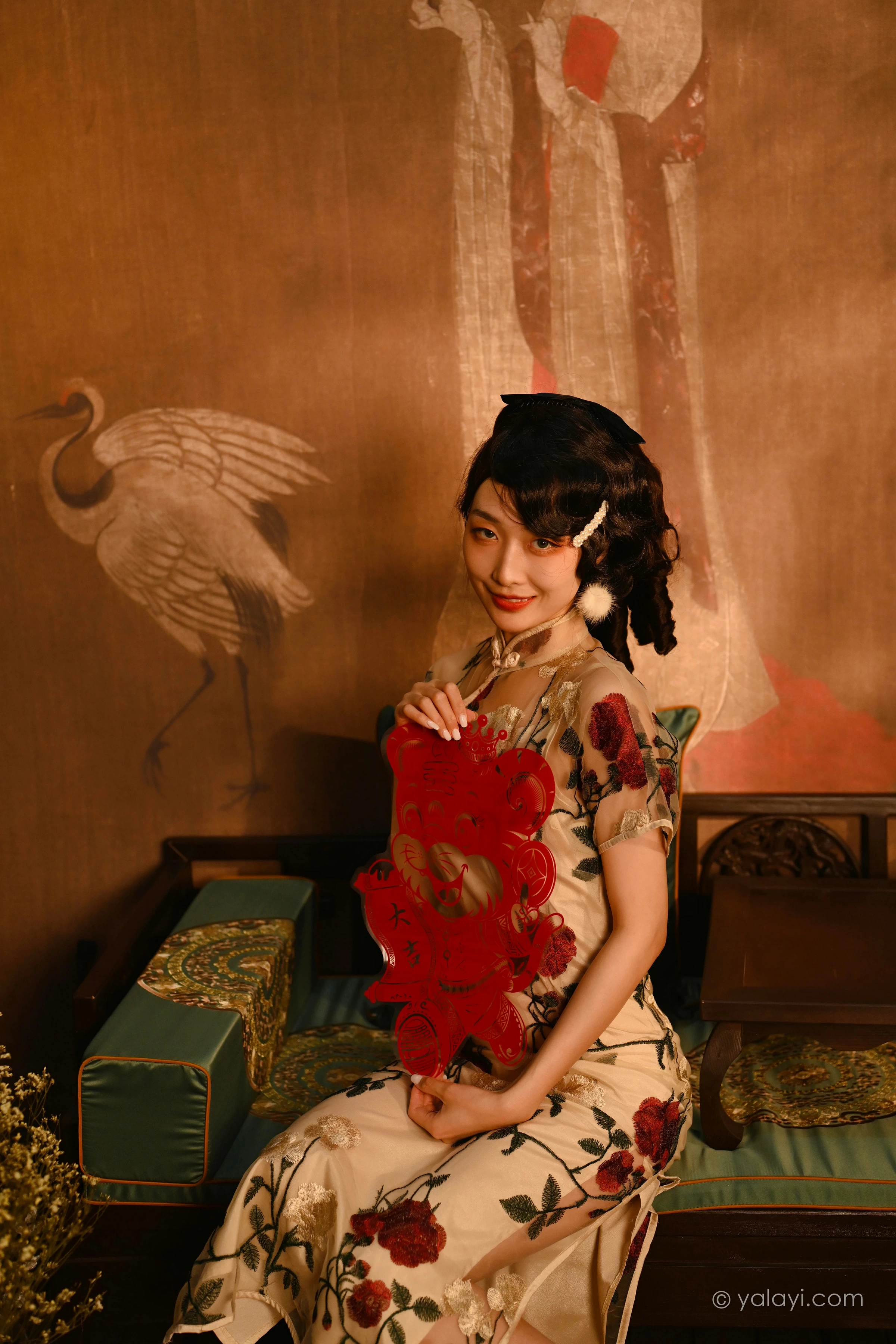 [YALAYI雅拉伊]2022.01.25 我在那里等你 佳佳 白色透视旗袍民国风写真集第6张