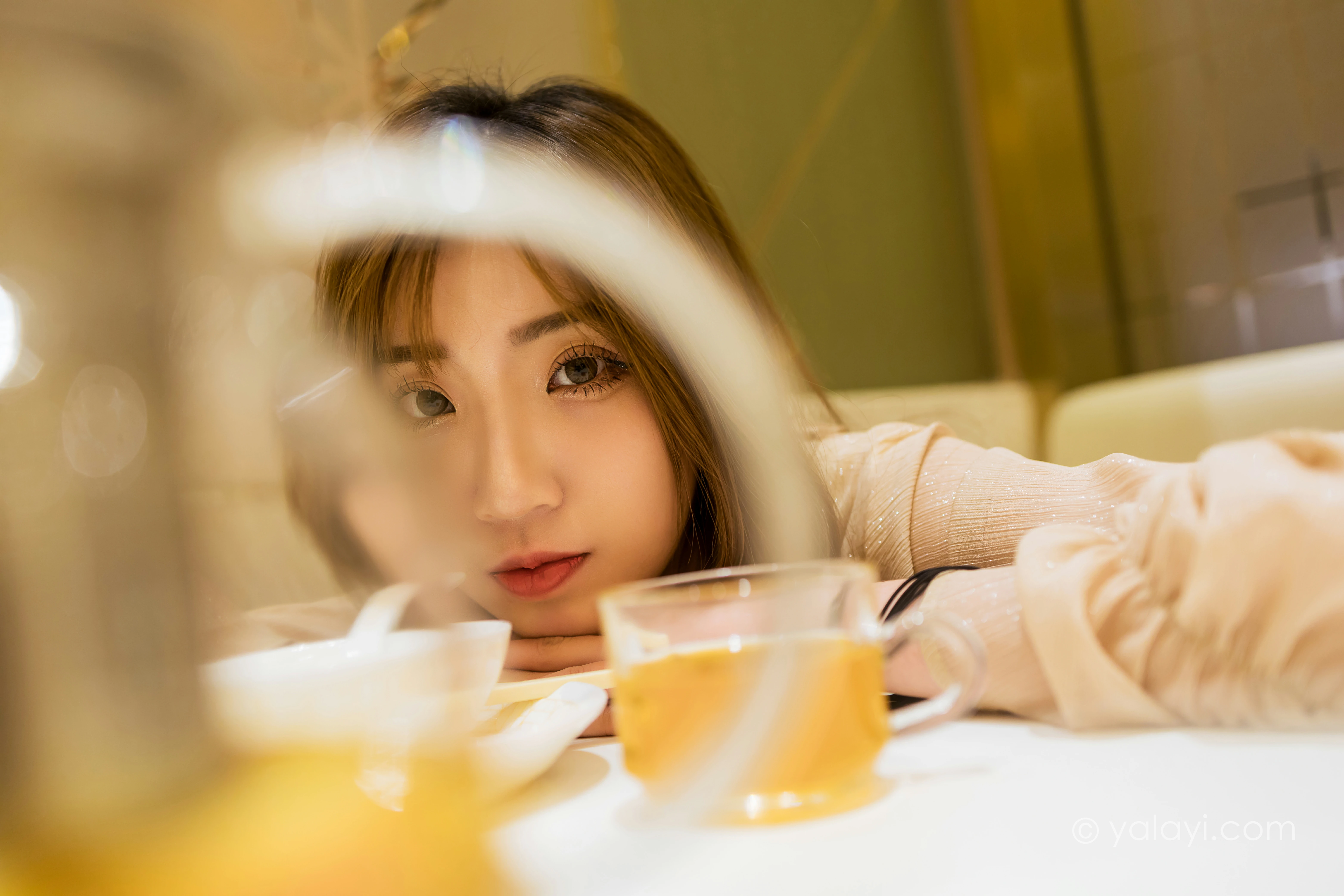 [YALAYI雅拉伊]NO.782 牵你的手 小乔 粉色透视连衣裙清纯可爱写真集第14张