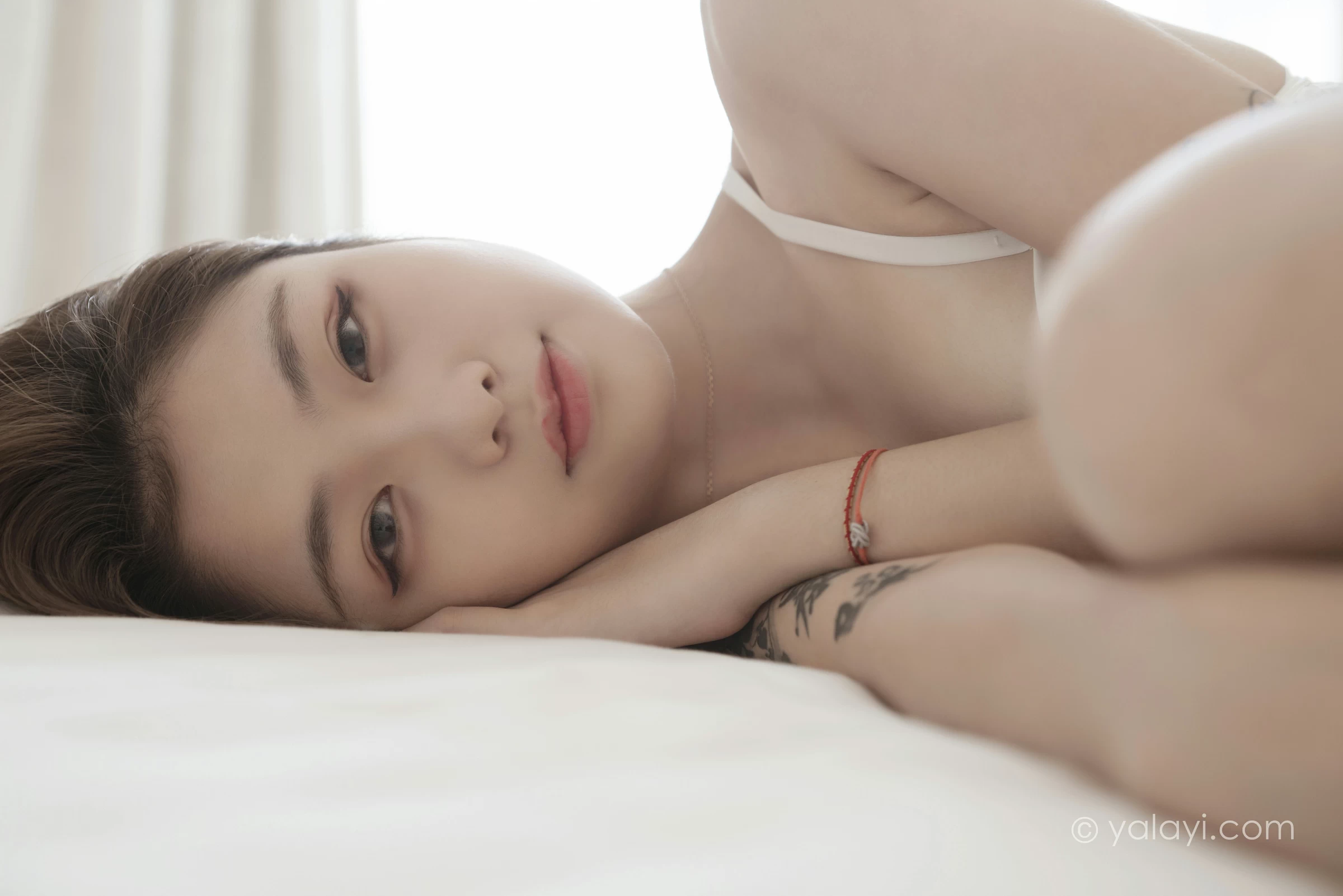 [YALAYI雅拉伊]NO.705 《洁白的少女呀》 鸭鸭 白色性感内衣私房写真集第10张