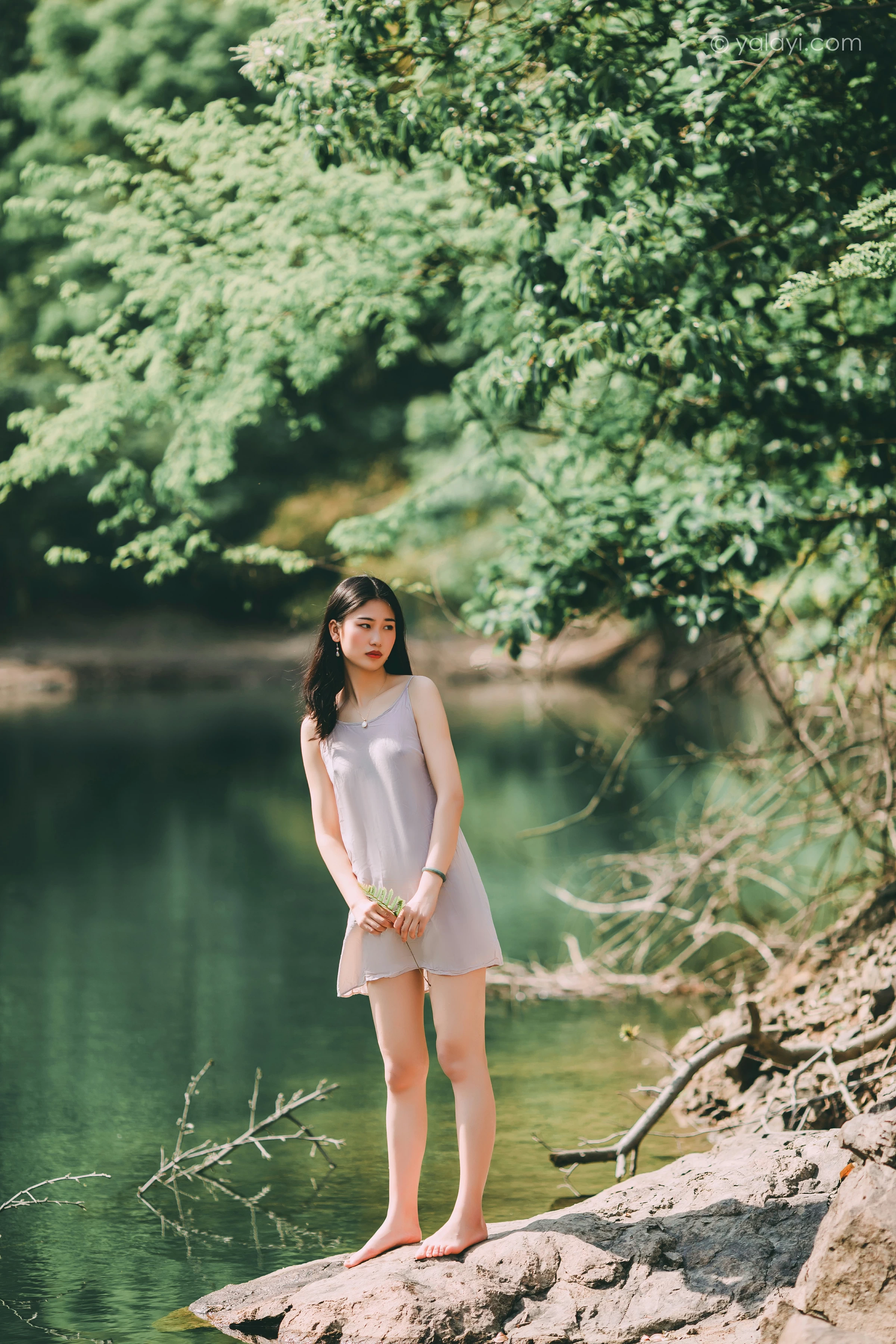 [YALAYI雅拉伊]NO.663 《涟漪》 和风 JK制服与短裙加黑色蕾丝内衣写真第12张