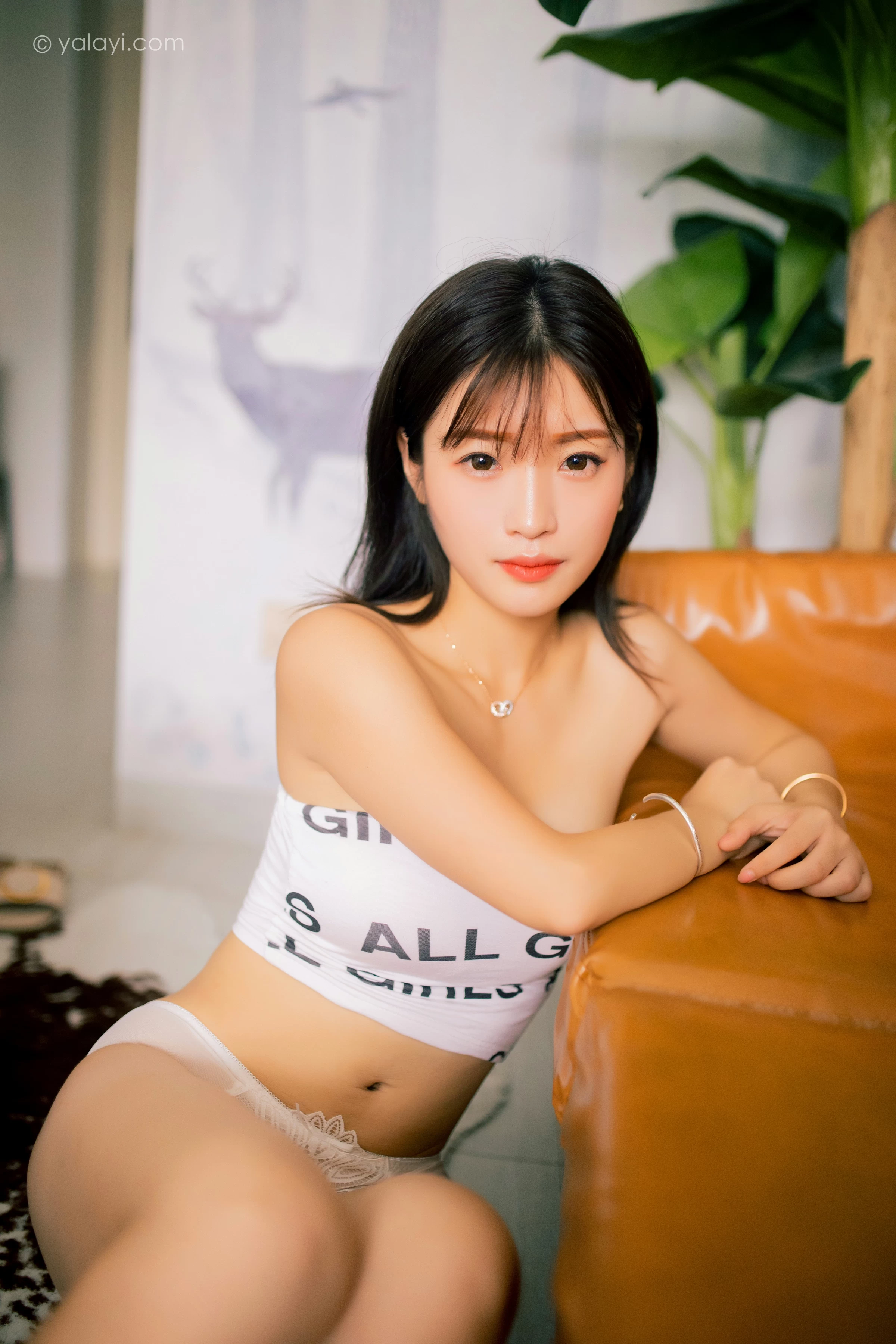 [YALAYI雅拉伊]NO.730 《硬糖少女》 朵朵 白色比基尼泳装性感私房写真集第7张