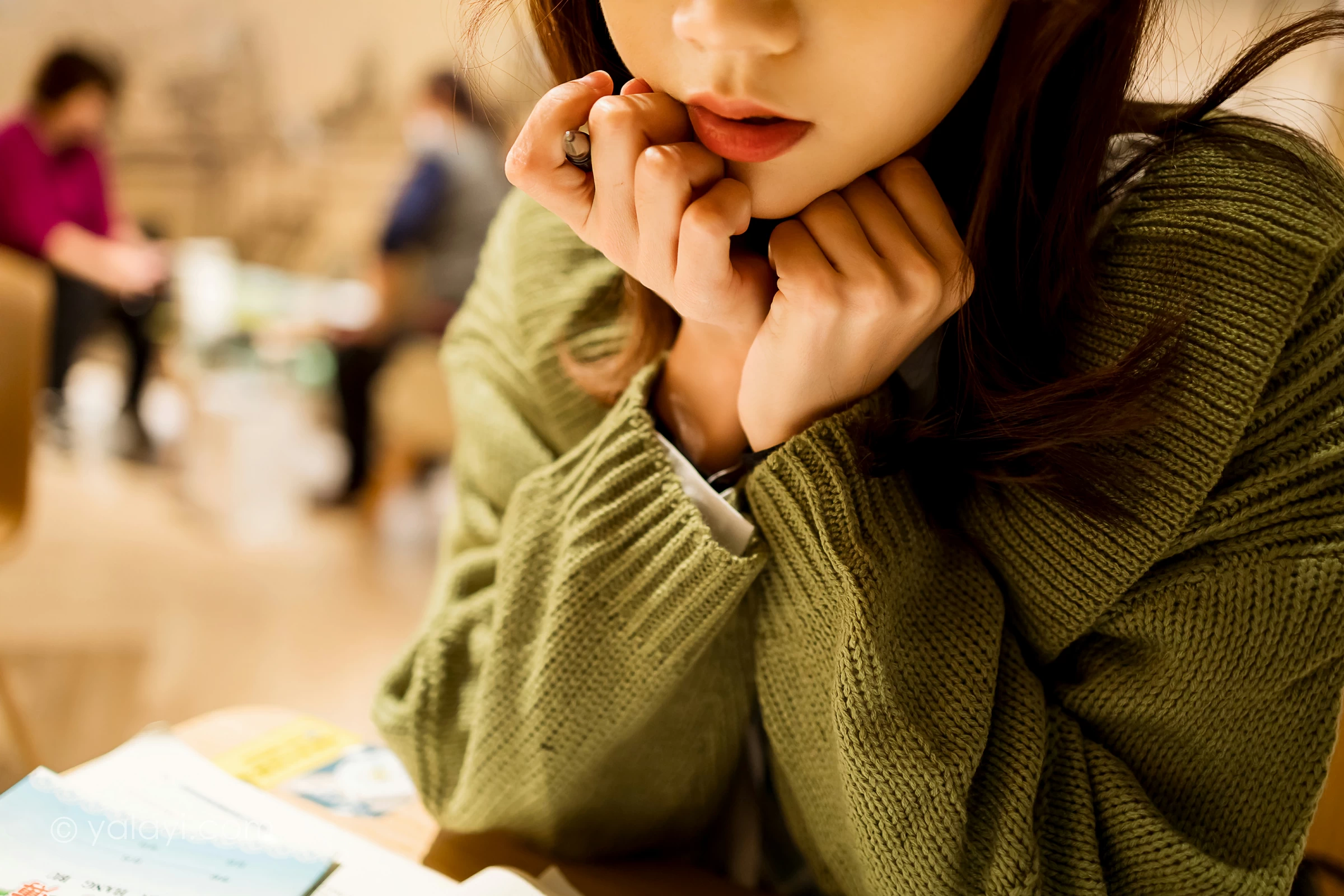 [YALAYI雅拉伊]NO.753 一起补习的日子 果果 连身外套与JK制服加格子短裙清纯写真集第7张