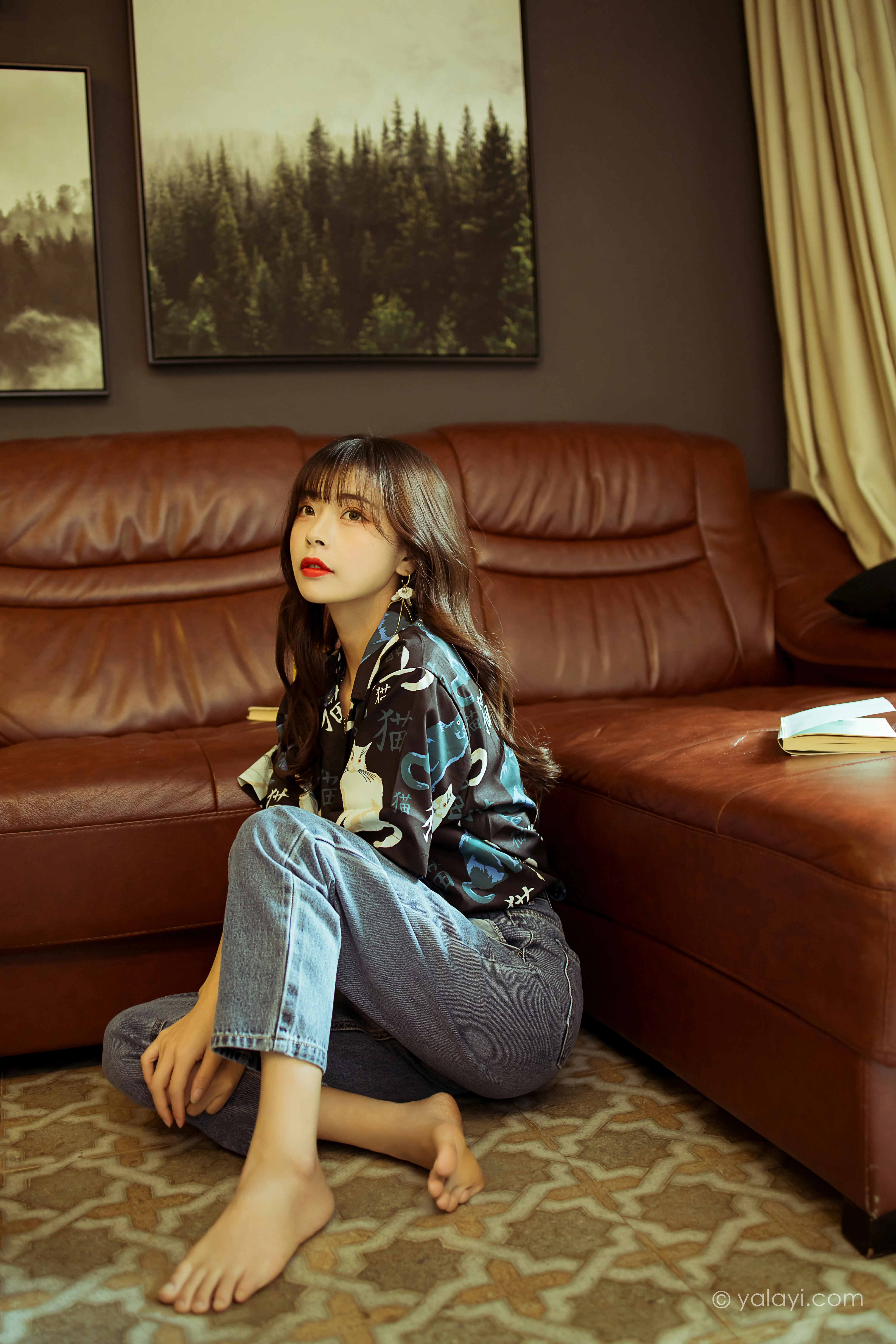 [YALAYI雅拉伊]NO.789 当年情 程小蝶 黑色衬衫加牛仔长裤性感写真集第6张