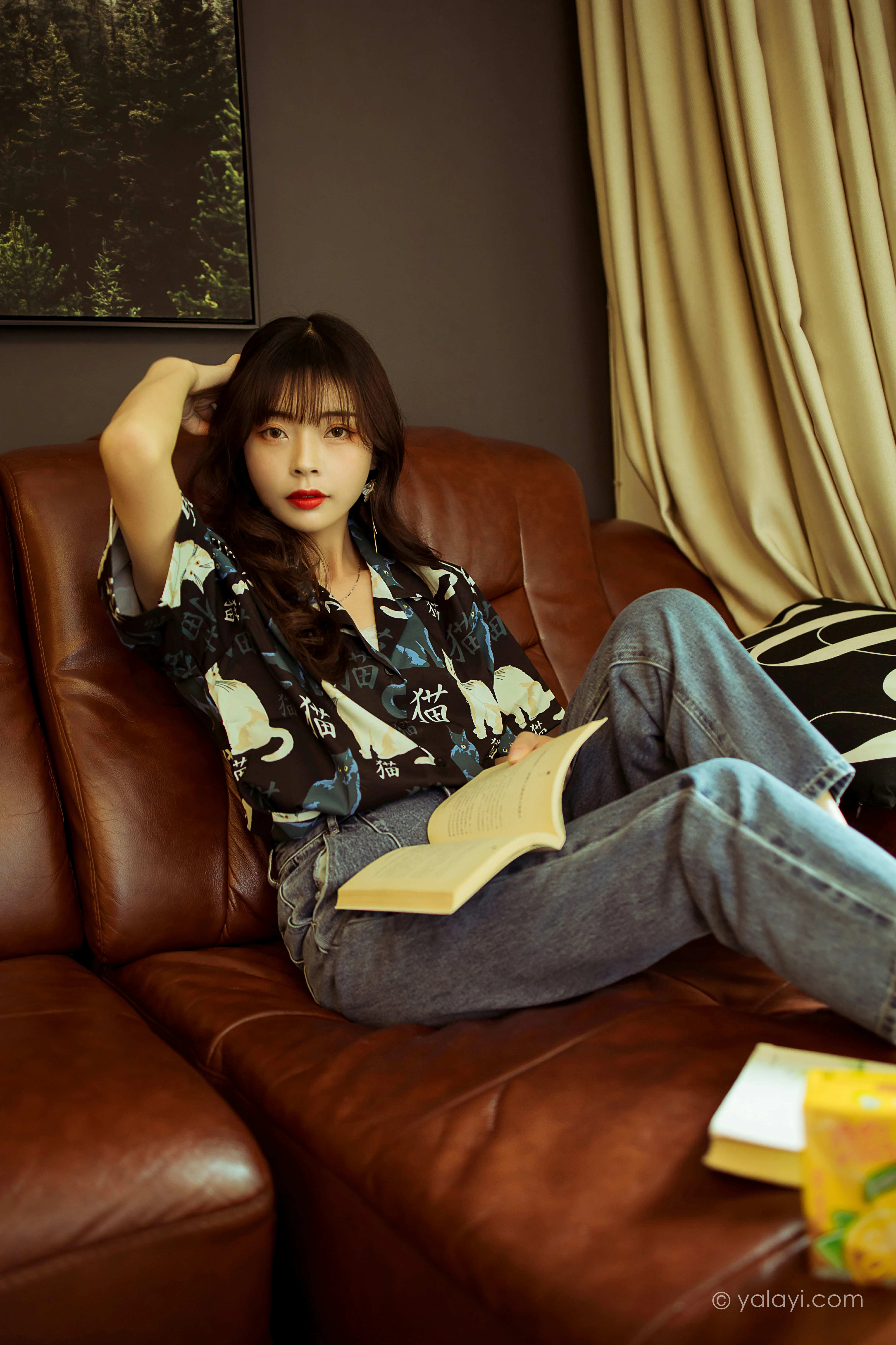 [YALAYI雅拉伊]NO.789 当年情 程小蝶 黑色衬衫加牛仔长裤性感写真集第13张