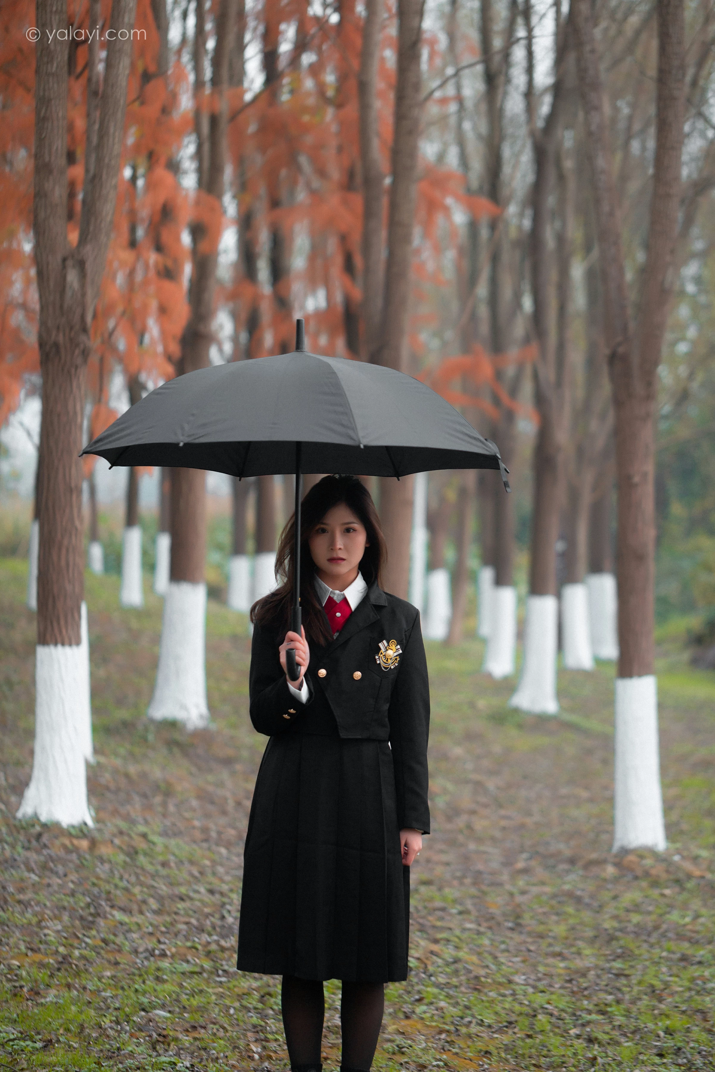 [YALAYI雅拉伊]NO.748 《冬恋》 梦涵 黑色JK制服与短裙加黑丝美腿清纯写真集第9张