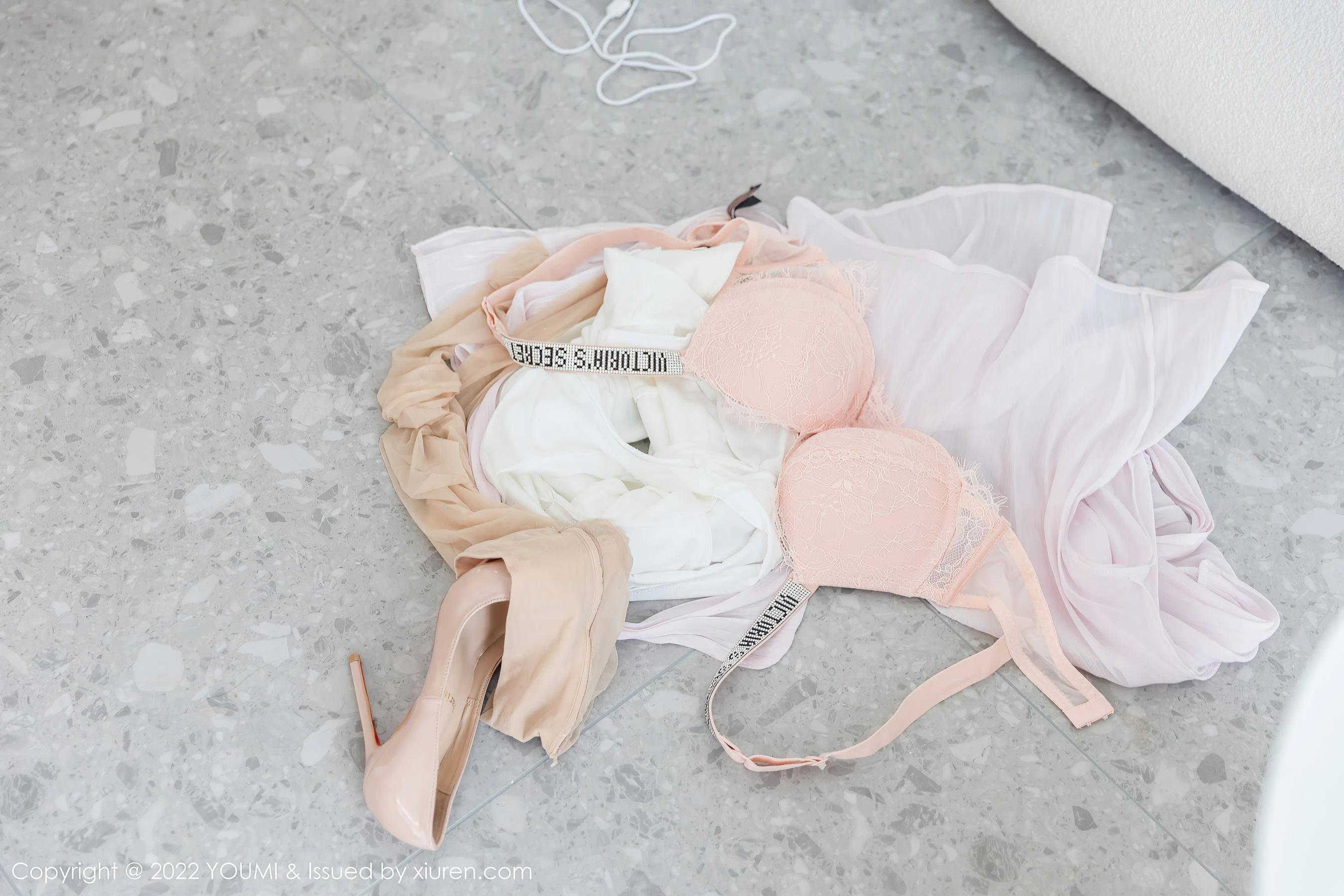 尤蜜荟 VOL.801 允爾第11张