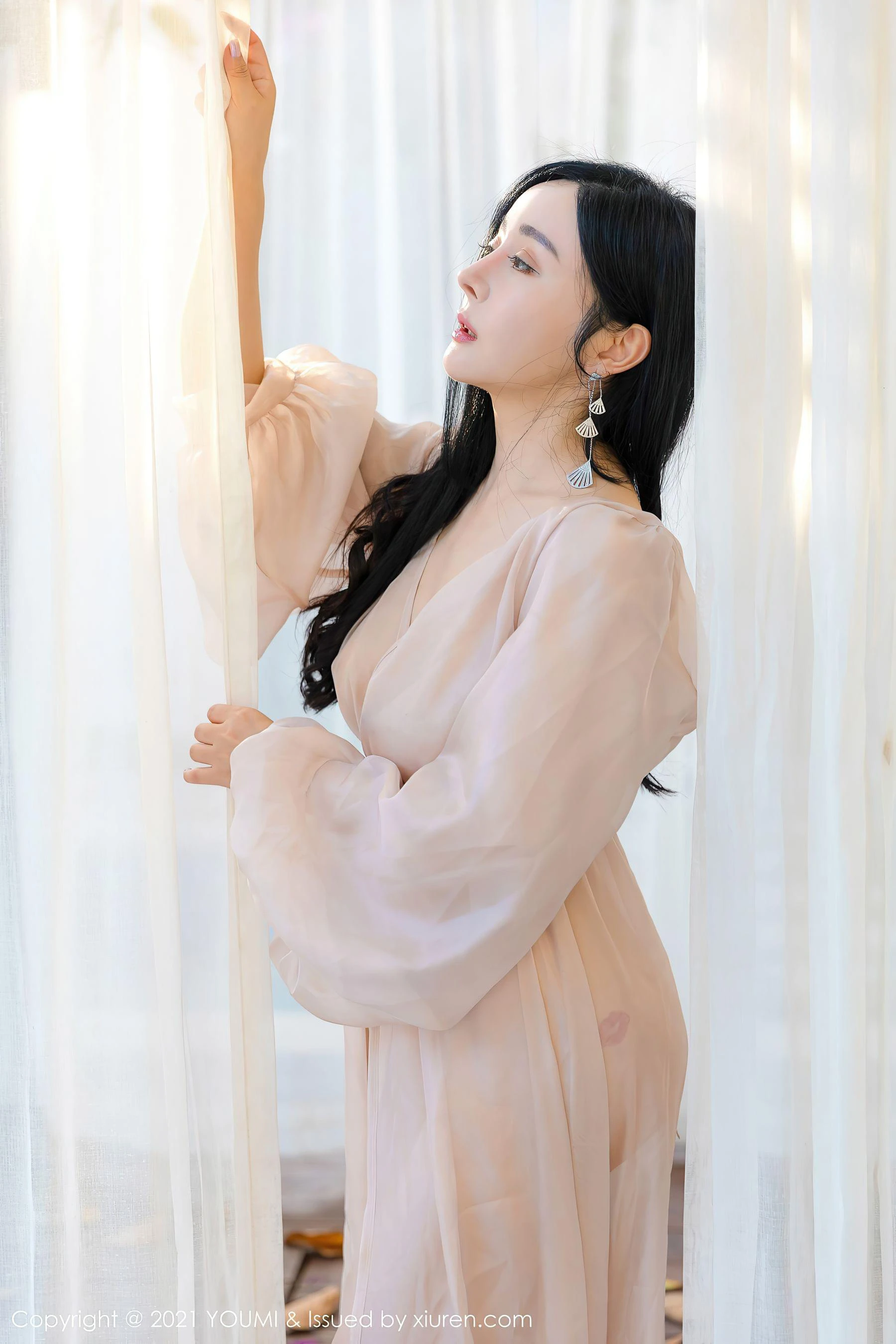 尤蜜荟YouMi Vol.631 允爾第8张